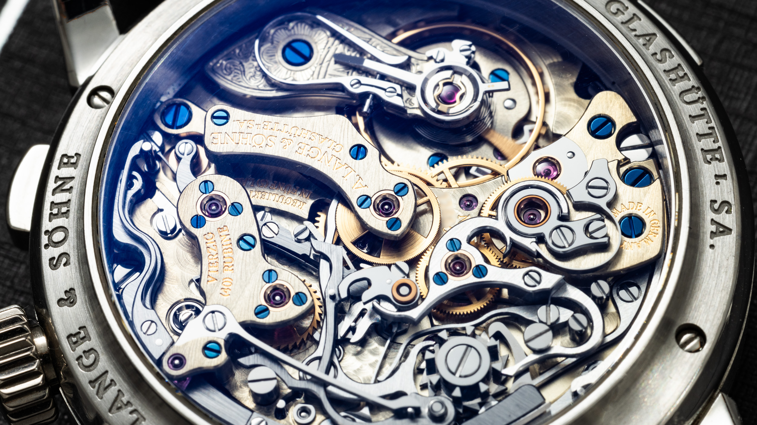 What does Quartz mean on a Watch? | WatchGecko