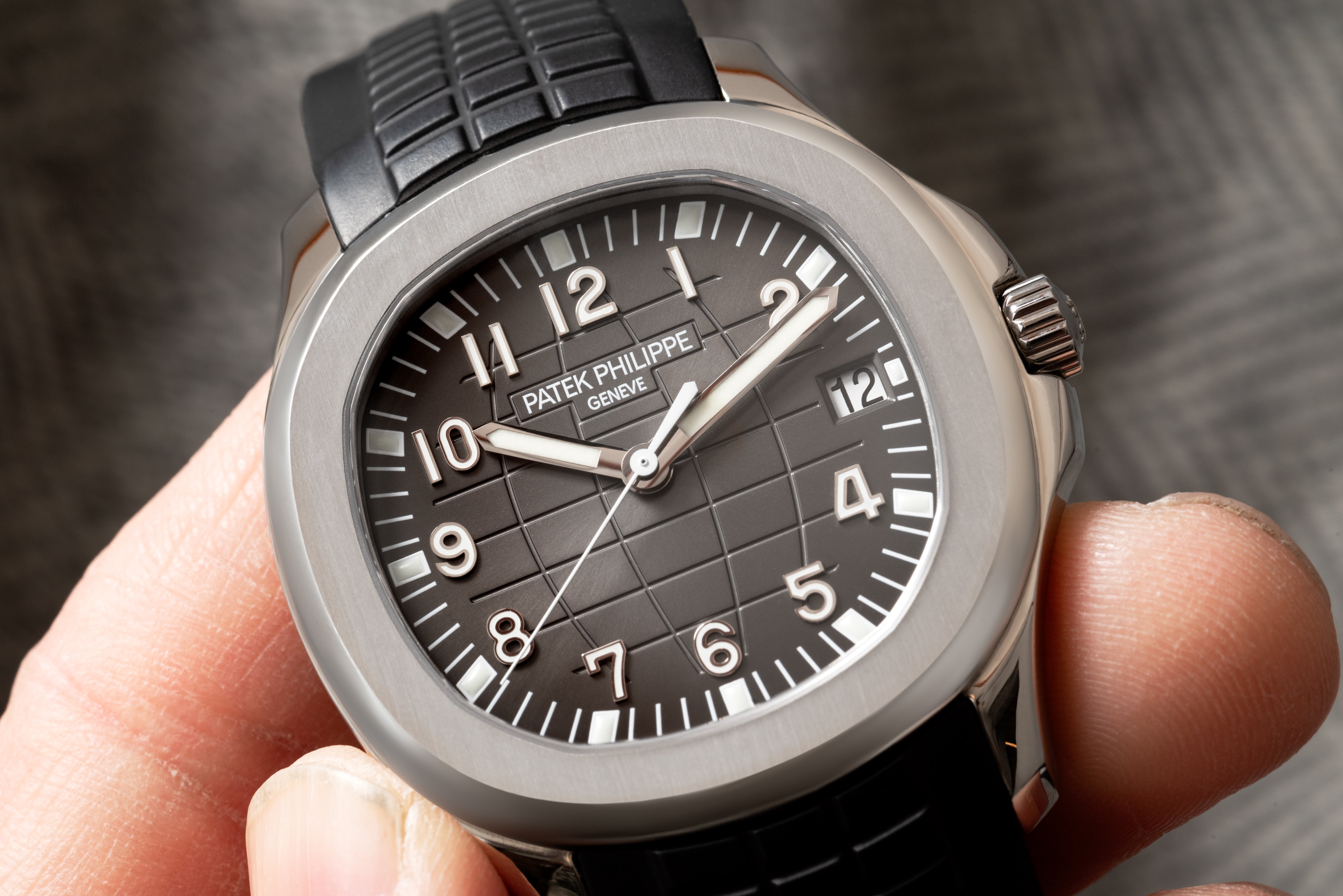 Patek philippe aquanaut sales 5167a 001 price