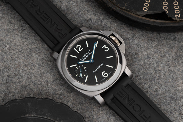 Panerai Luminor Tantalum Analog Shift