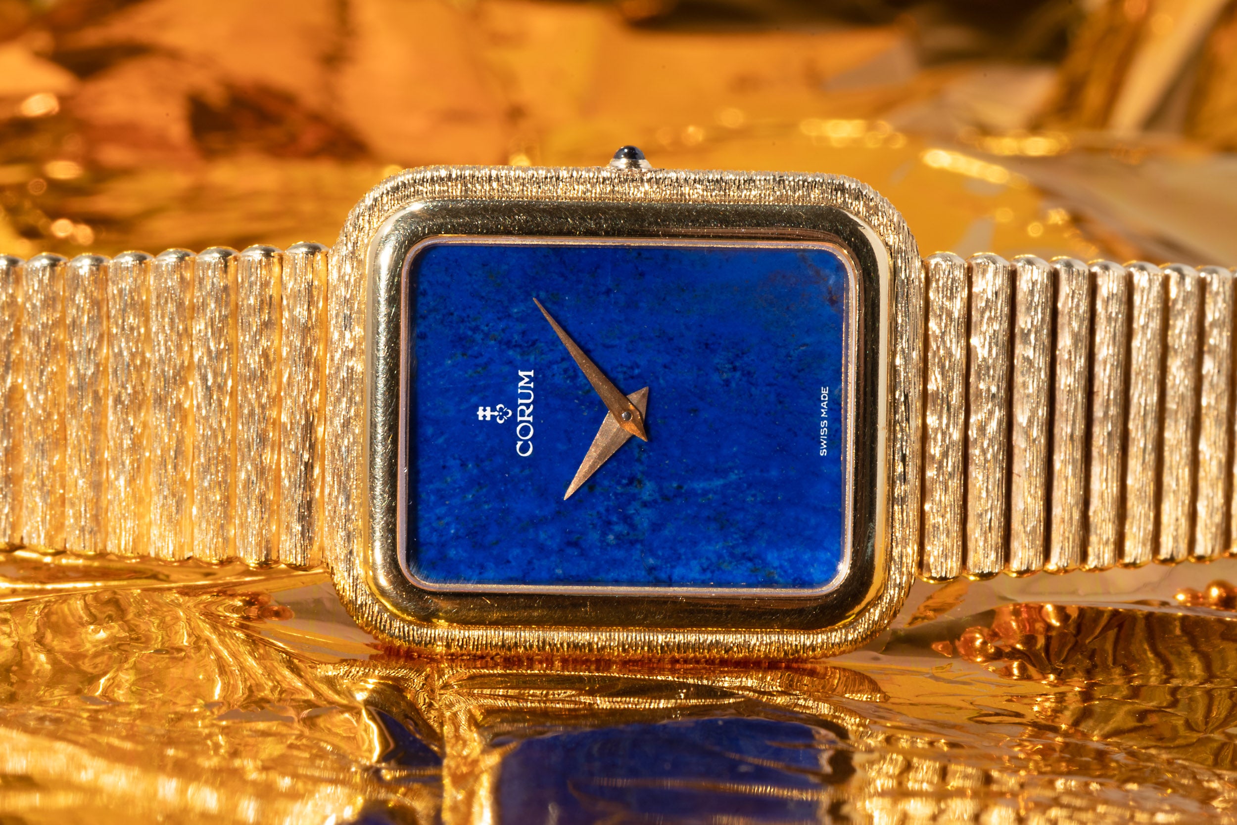 Corum Gondolo Lapis Lazuli Analog Shift