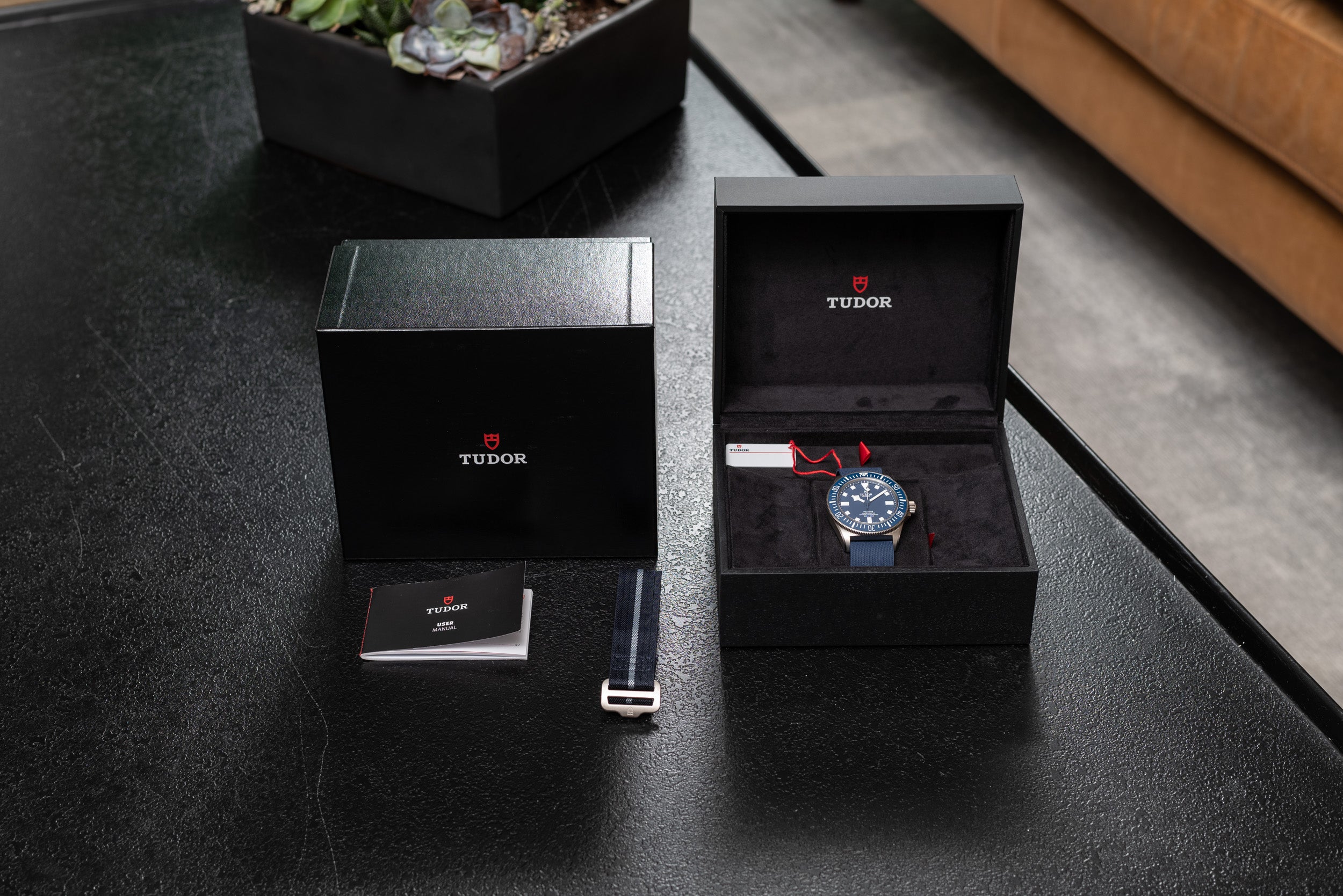 Tudor discount pelagos manual