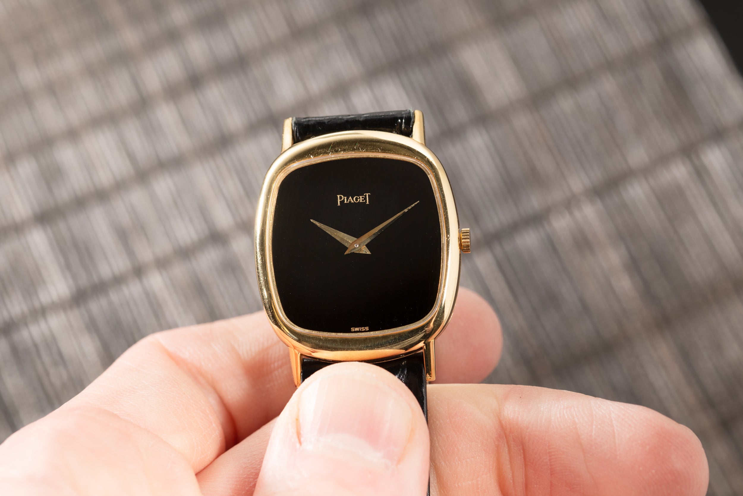 Piaget Onyx Ellipse Dress Watch Analog Shift