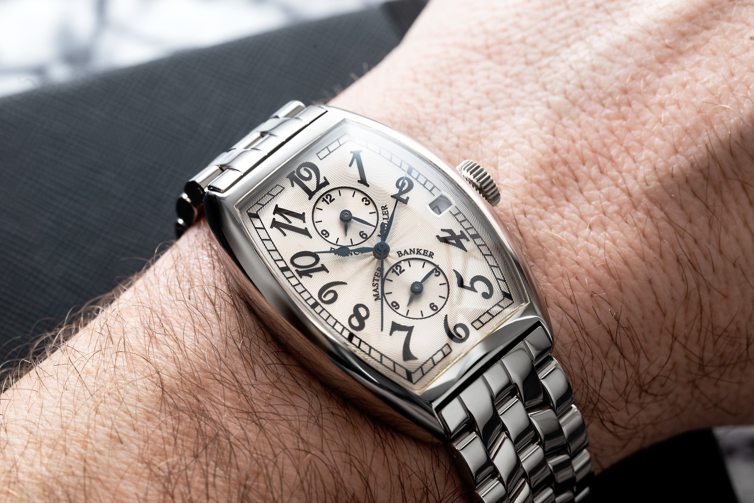 Bankers watch des. Arne Jacobsen - 40mm diameter, white dial, black st –  Salts Mill Shop