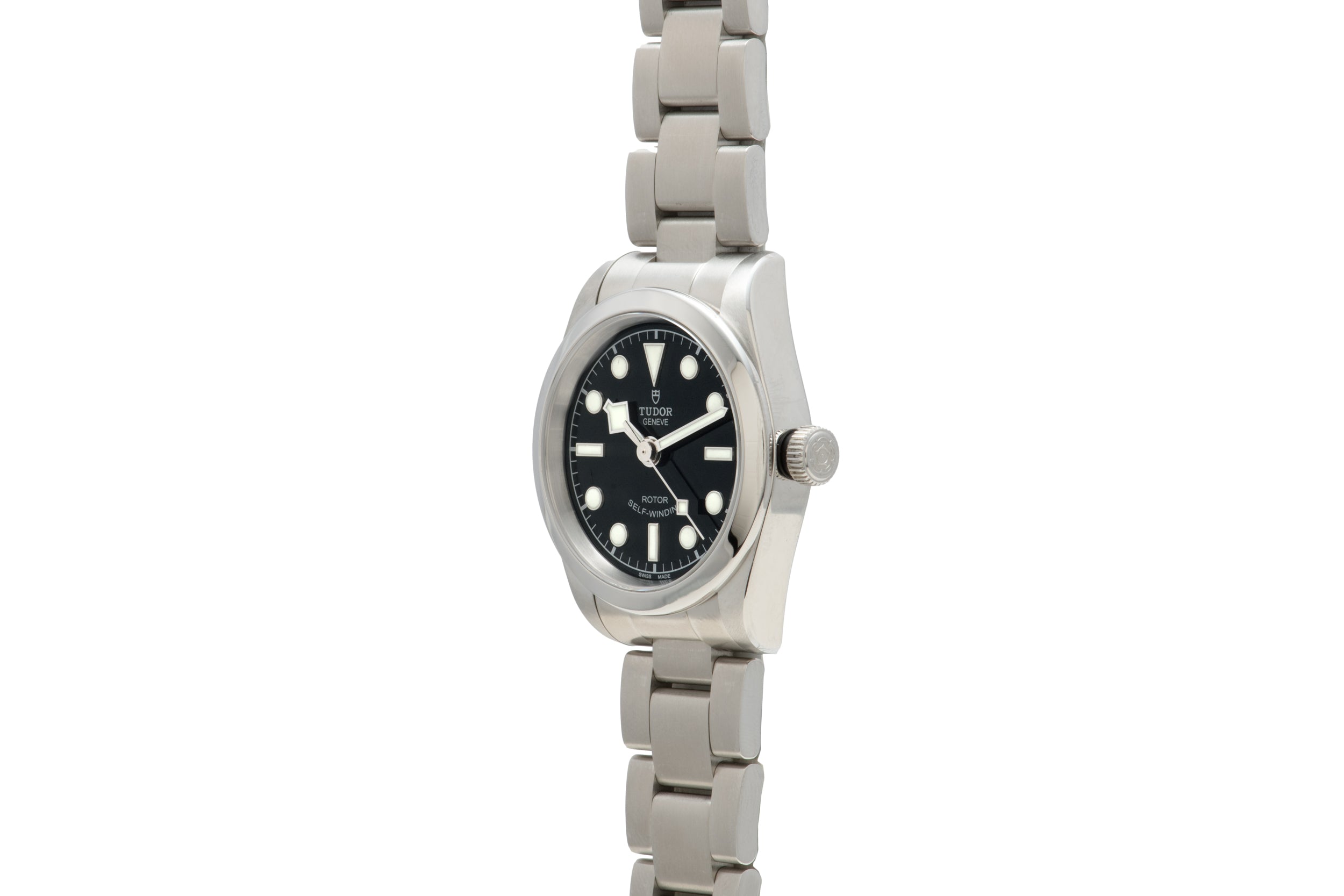 Tudor 32 outlet