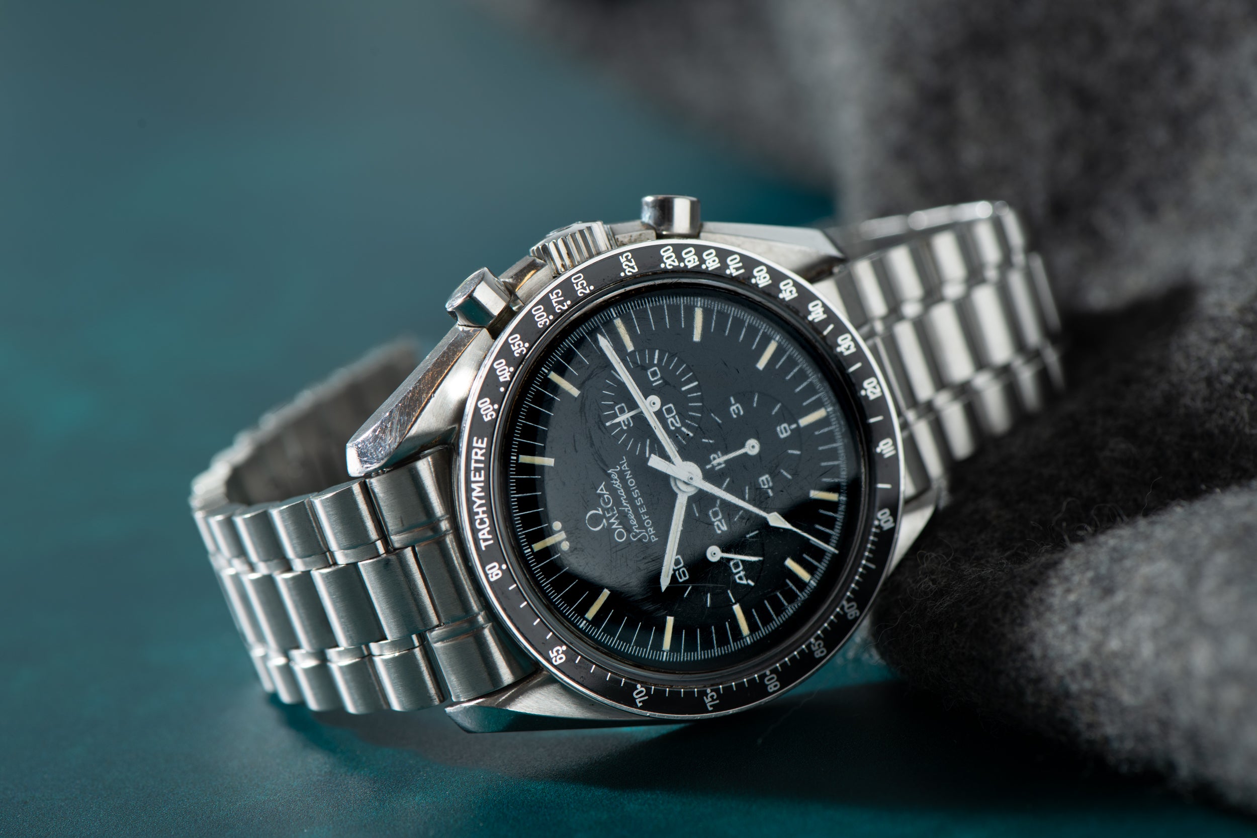 Omega Speedmaster Professional