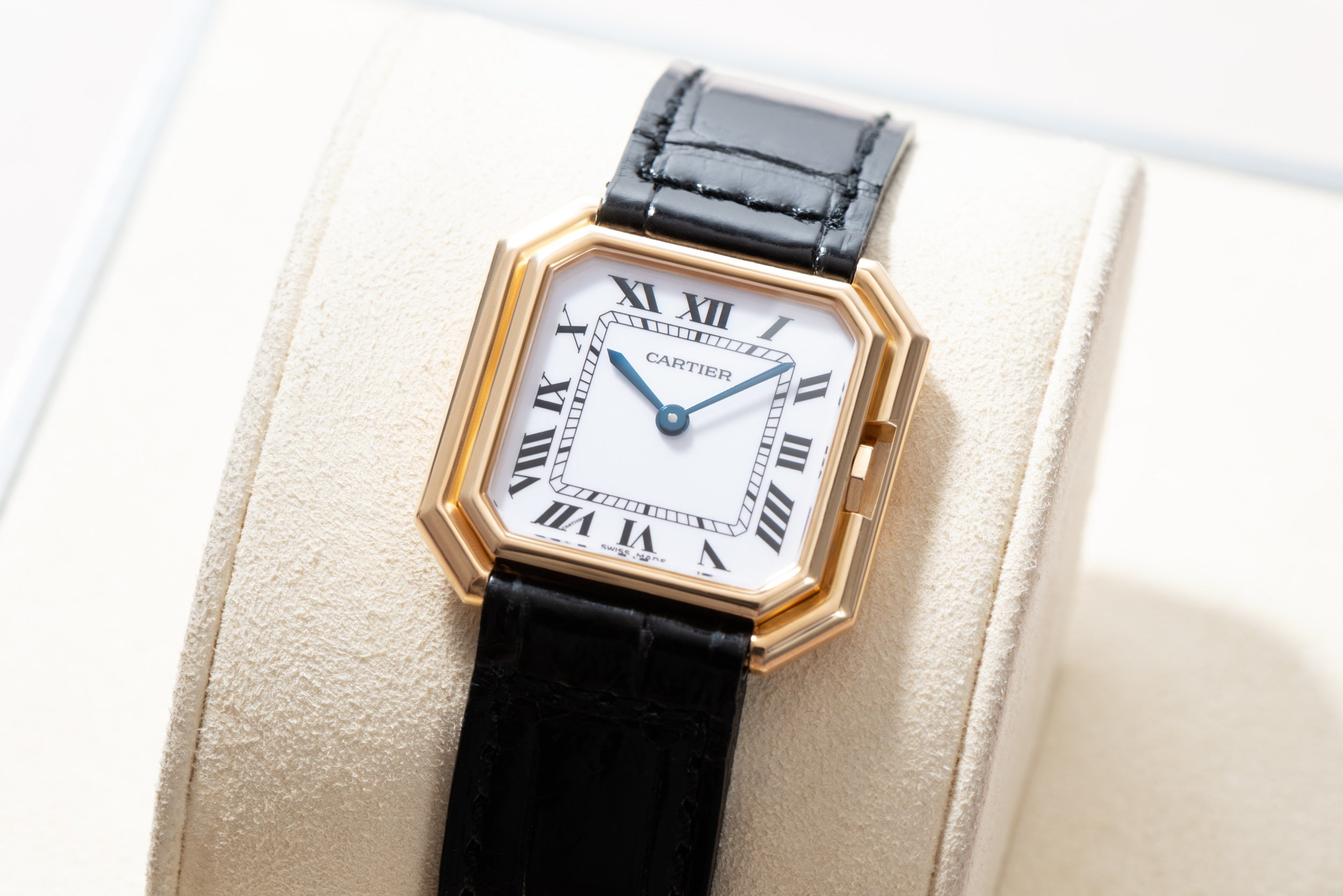 Cartier Ceinture Analog Shift