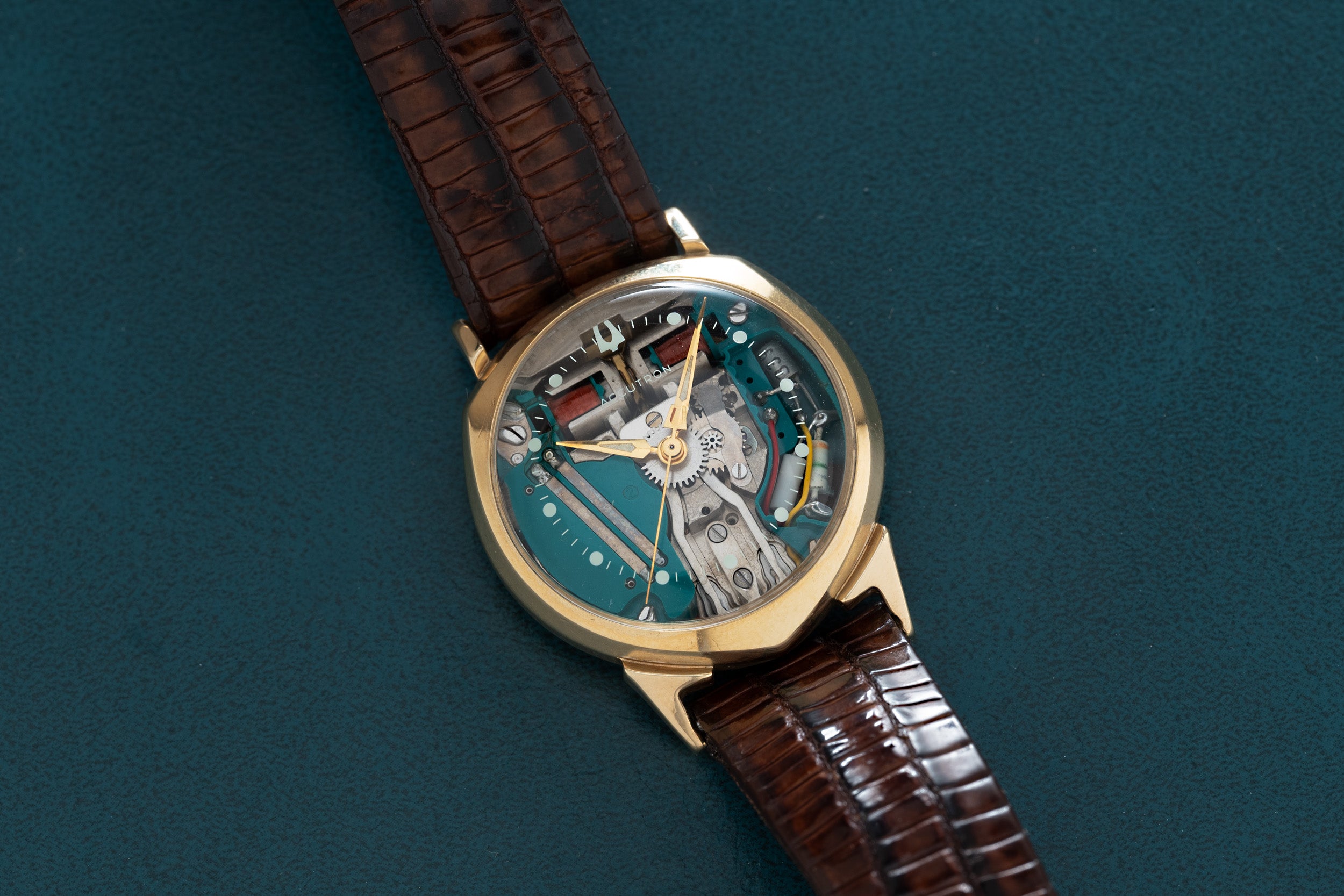 Bulova Accutron Spaceview Alpha 14K