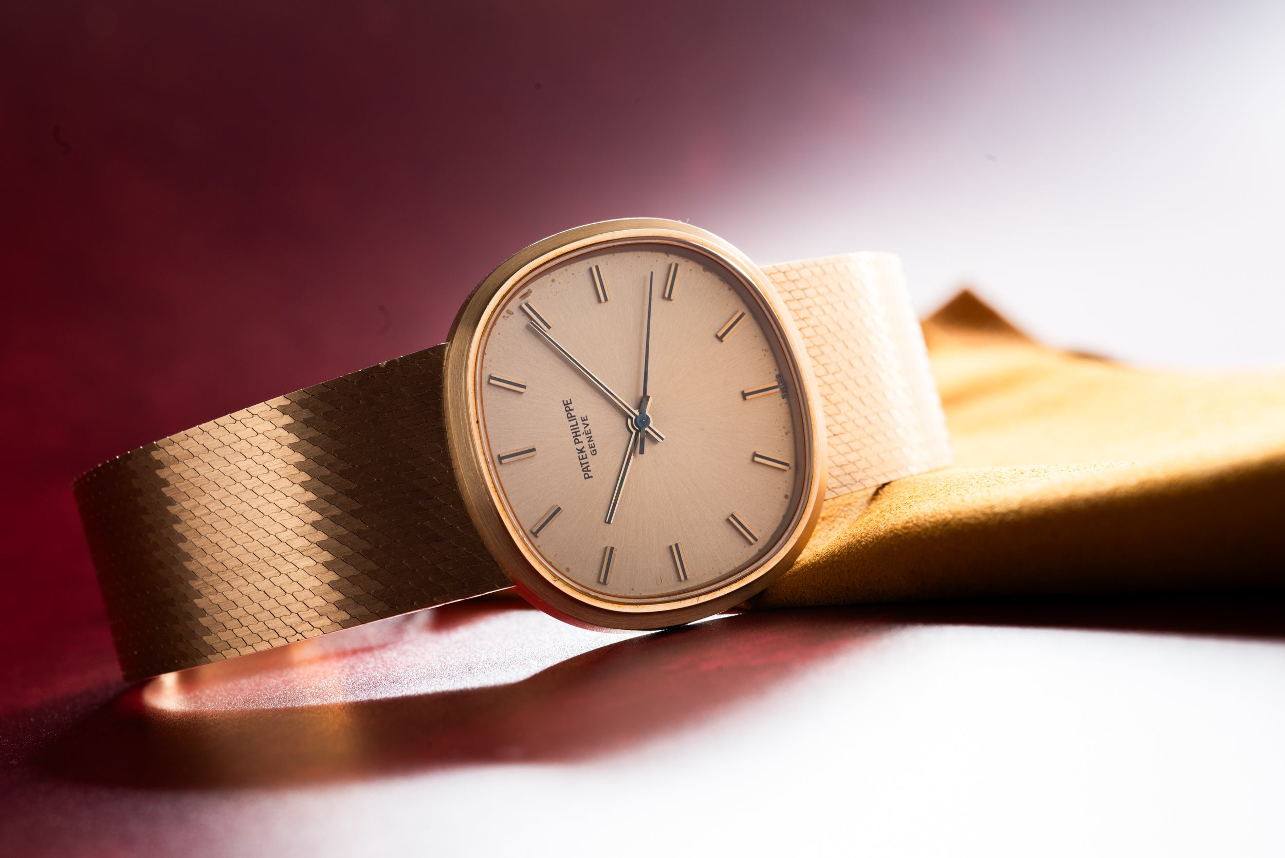 A Cult Classic Turns 50: Patek Philippe Golden Ellipse | WatchTime - USA's  No.1 Watch Magazine