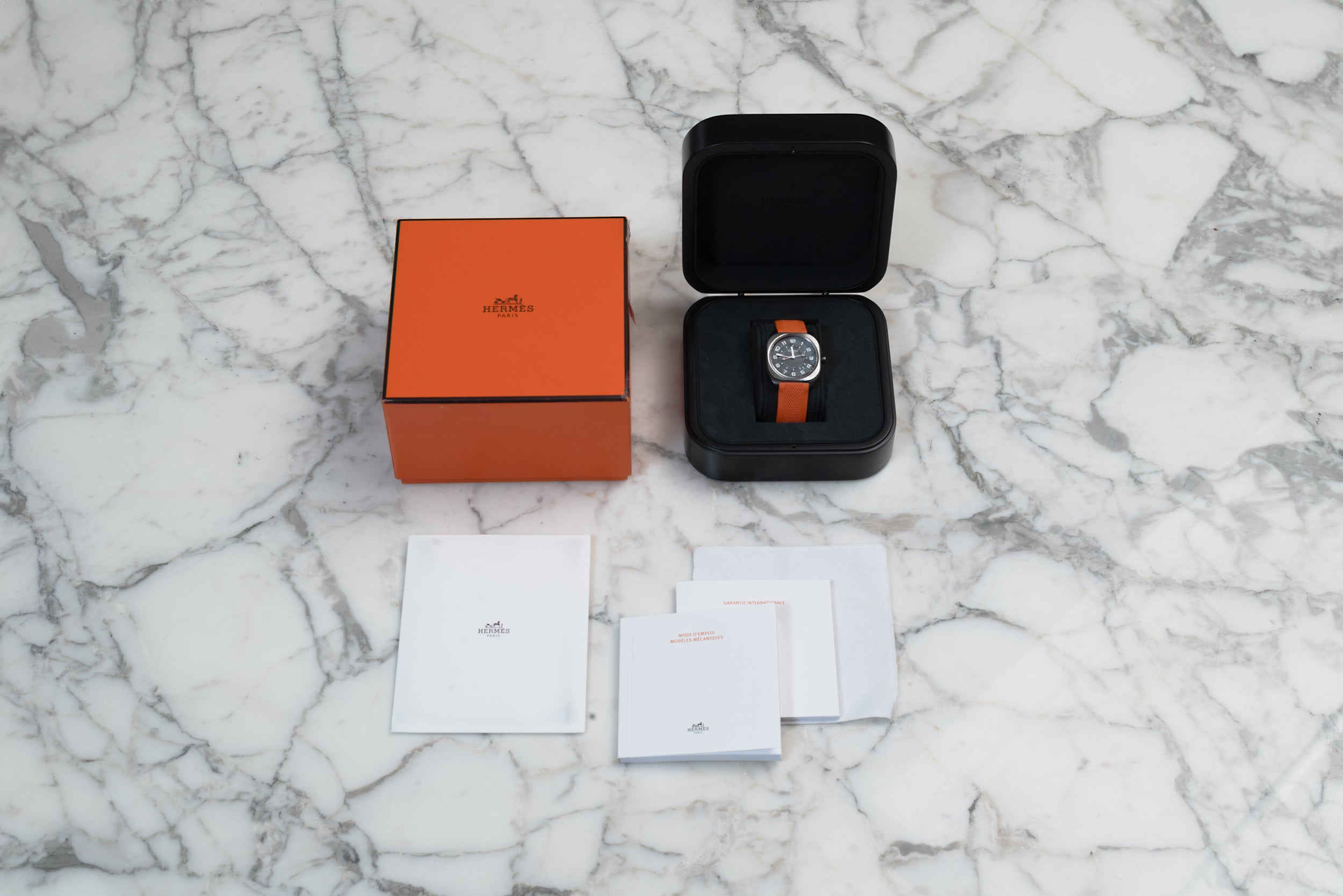 Hermès H08 – Analog:Shift