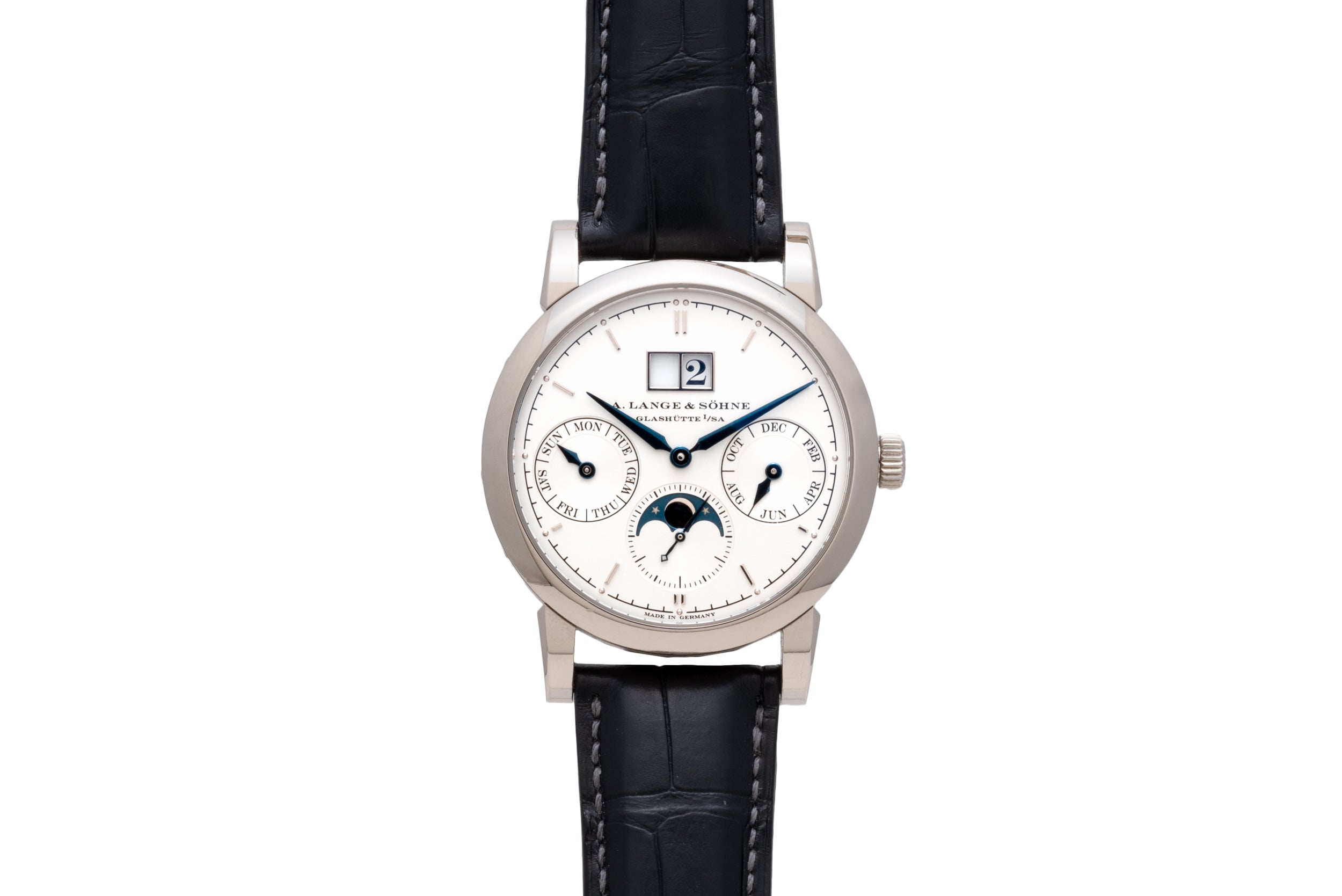 Saxonia annual outlet calendar