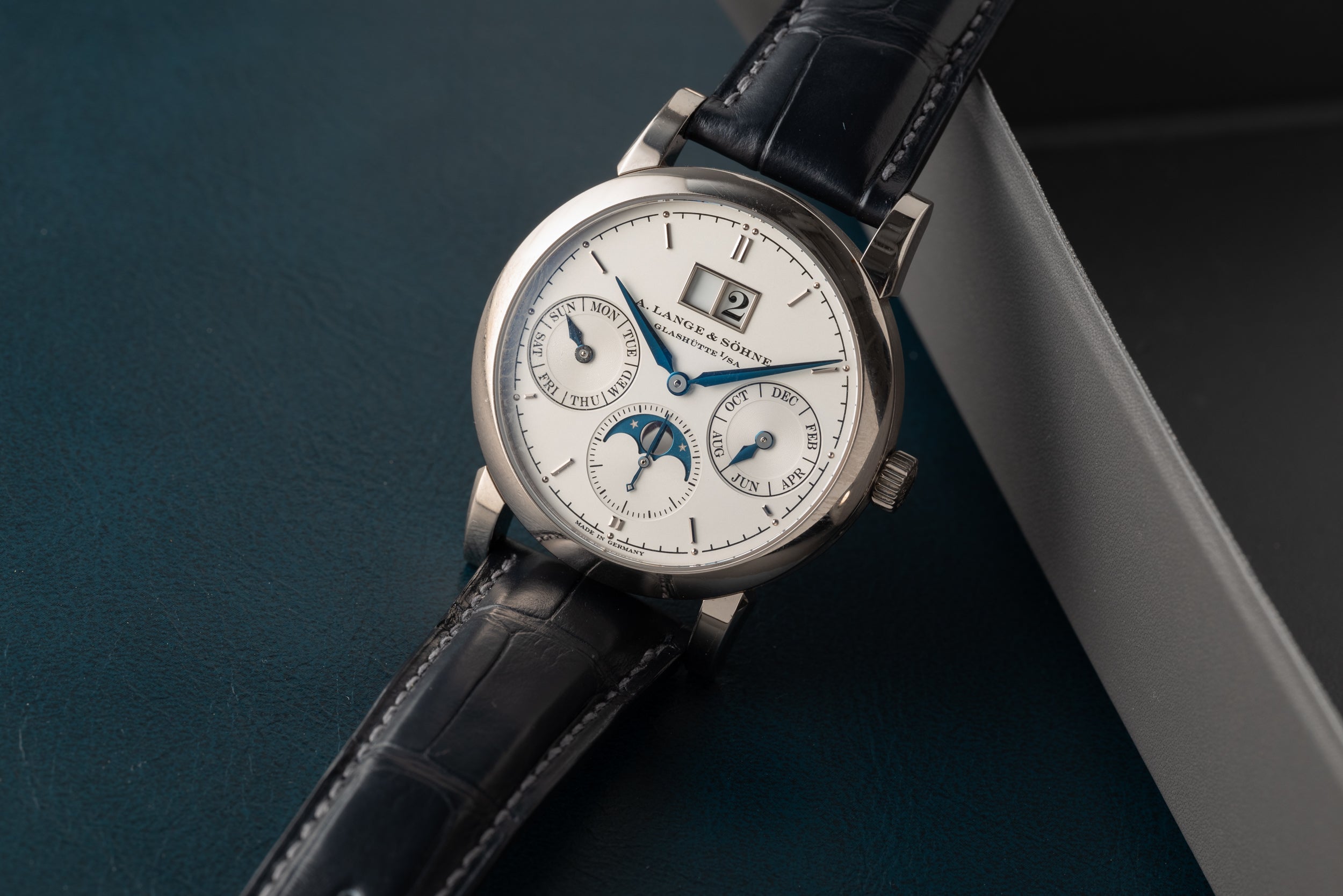 Saxonia annual clearance calendar