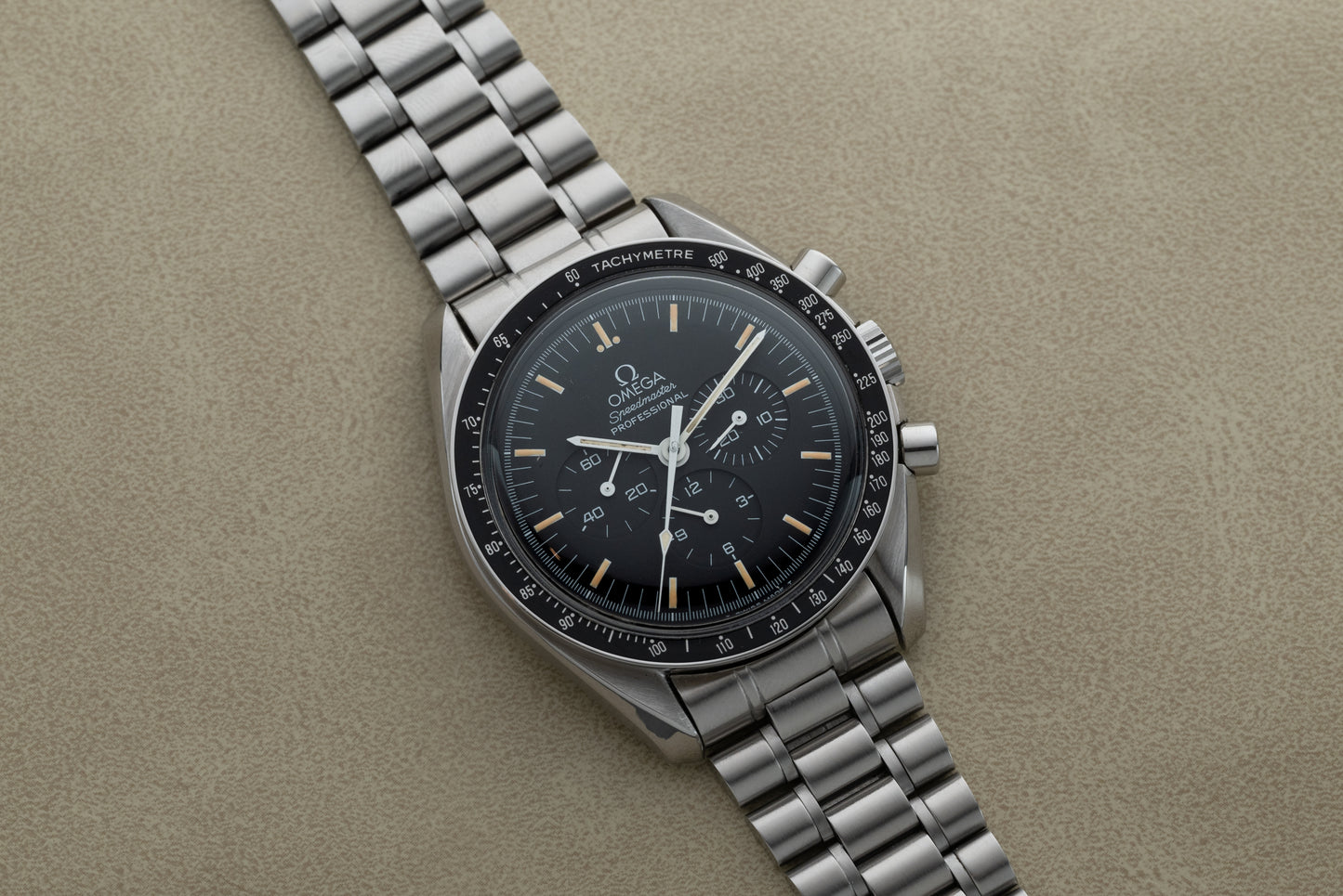 Omega Speedmaster Professional