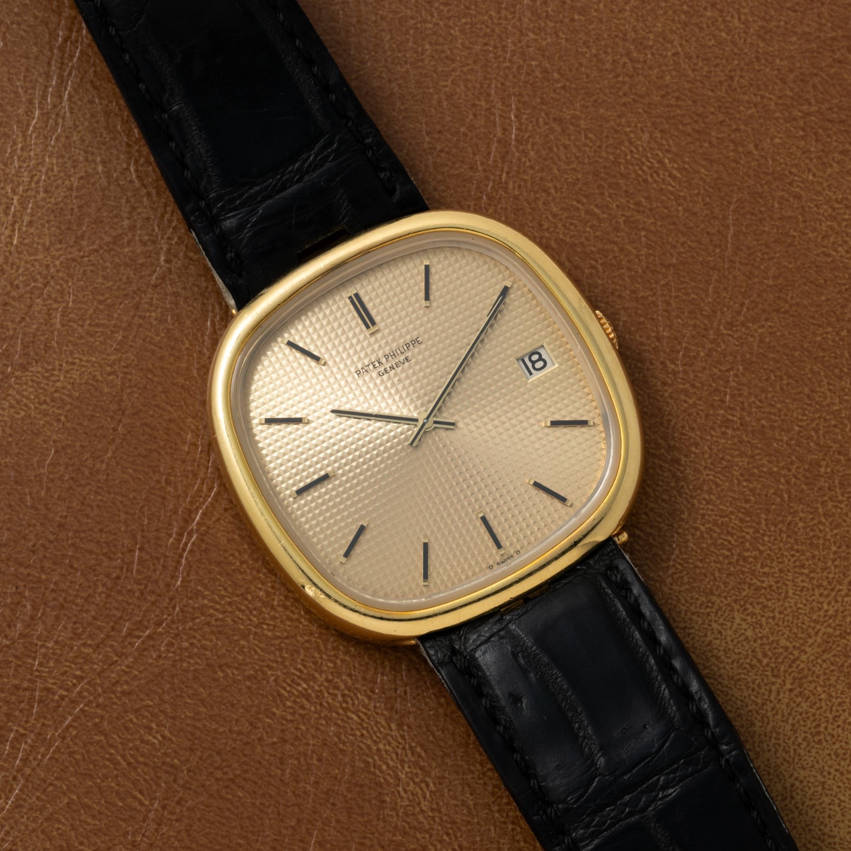 Patek Philippe Golden Ellipse 'TV Case'