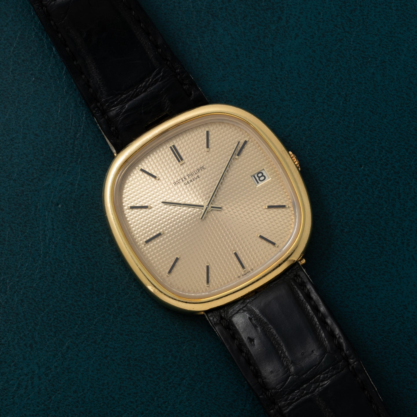 Patek Philippe Golden Ellipse 'TV Case'