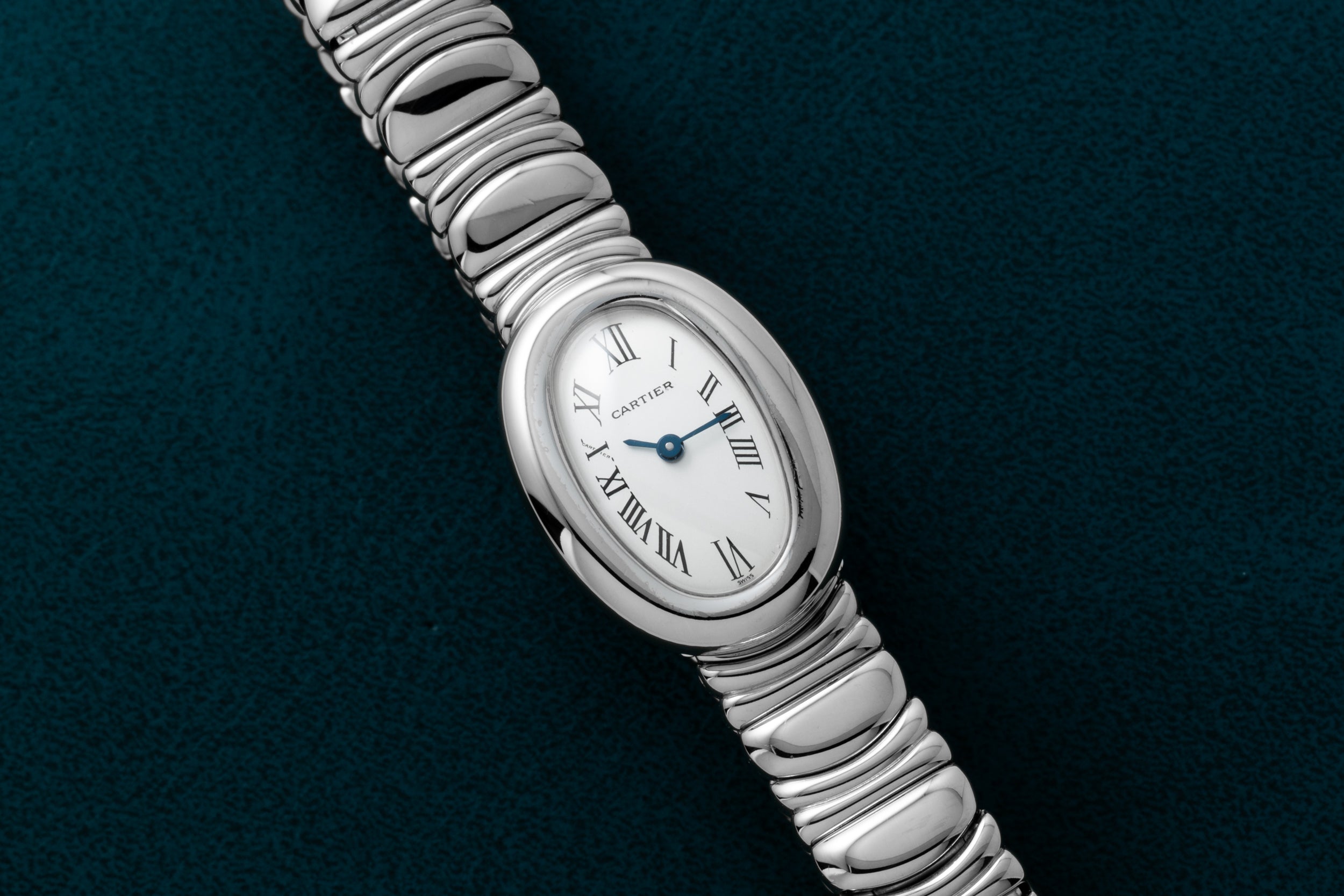 Oval cartier watch best sale