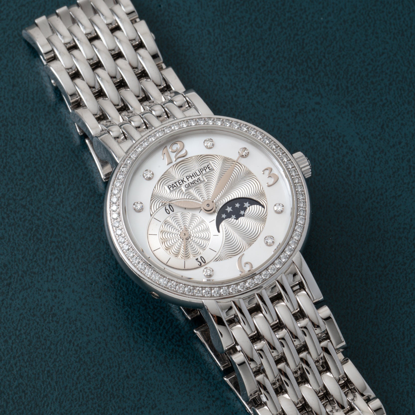 Patek philippe calatrava women best sale