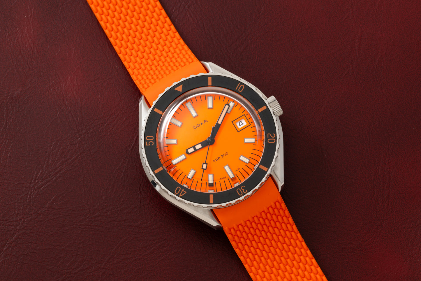 DOXA SUB 200