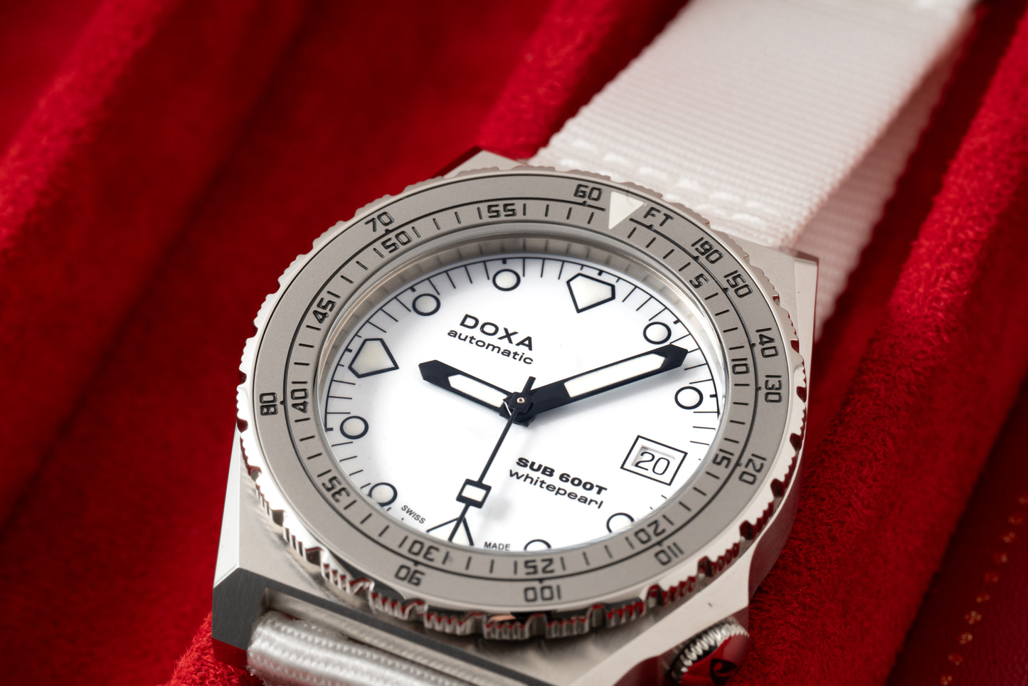 DOXA SUB 600T