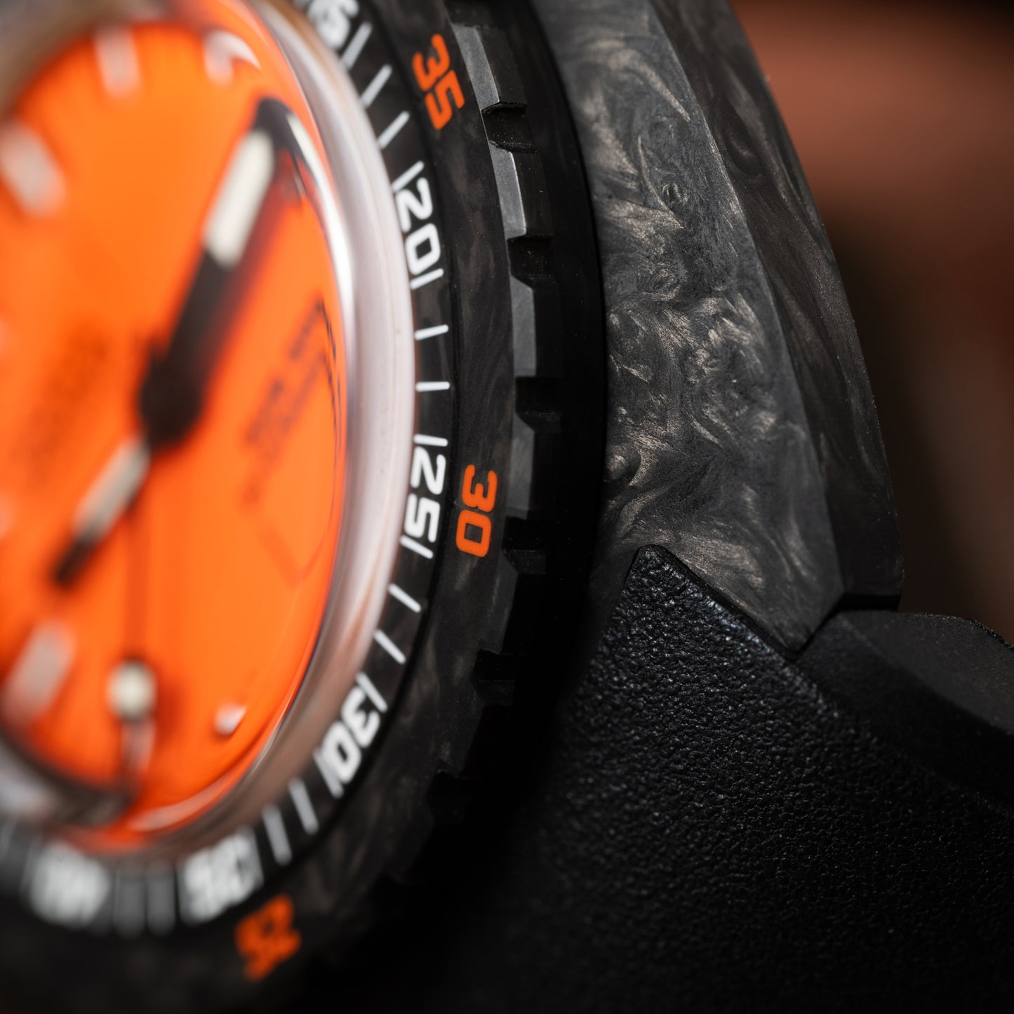 DOXA Sub 300 Carbon 'Professional'