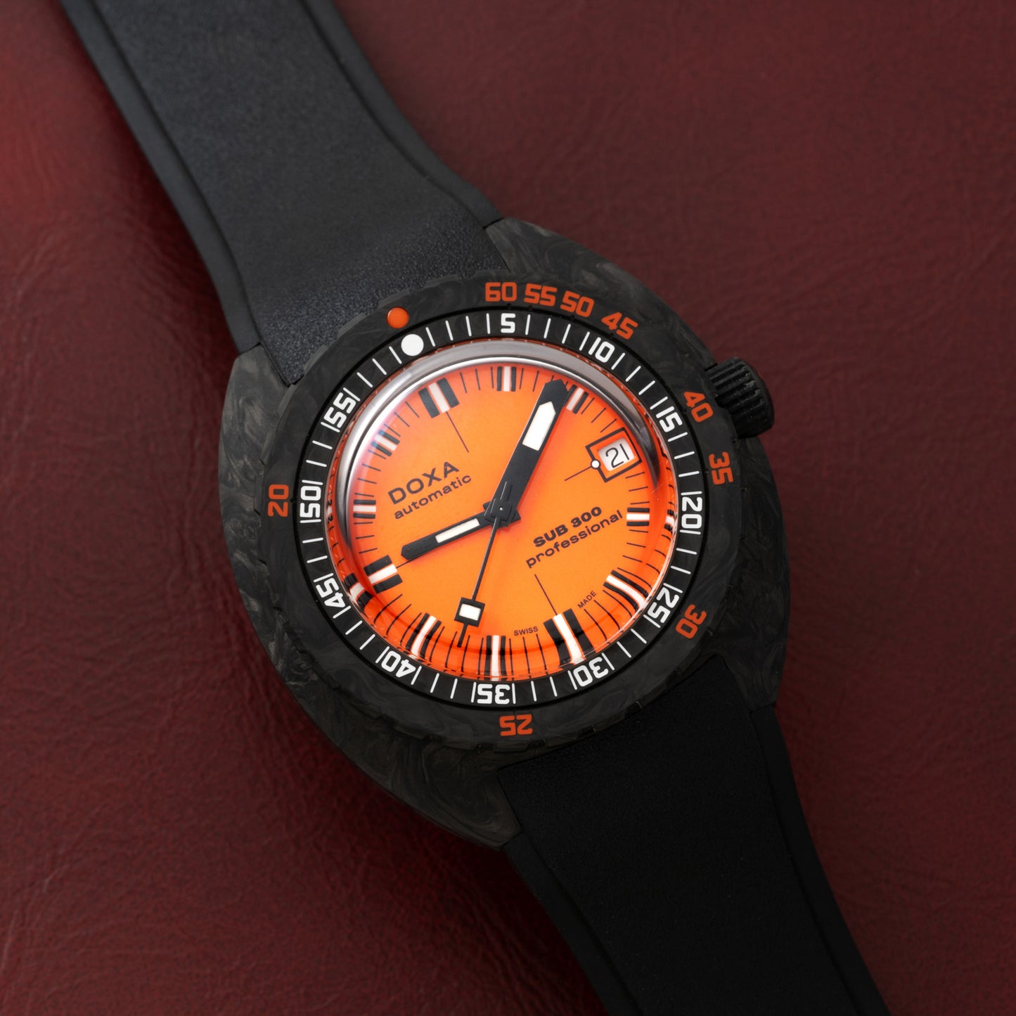 DOXA Sub 300 Carbon 'Professional'