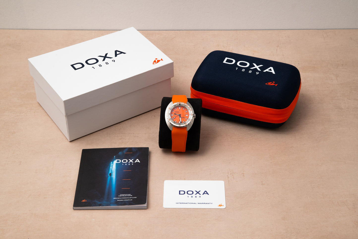 DOXA Sub 300T Professional