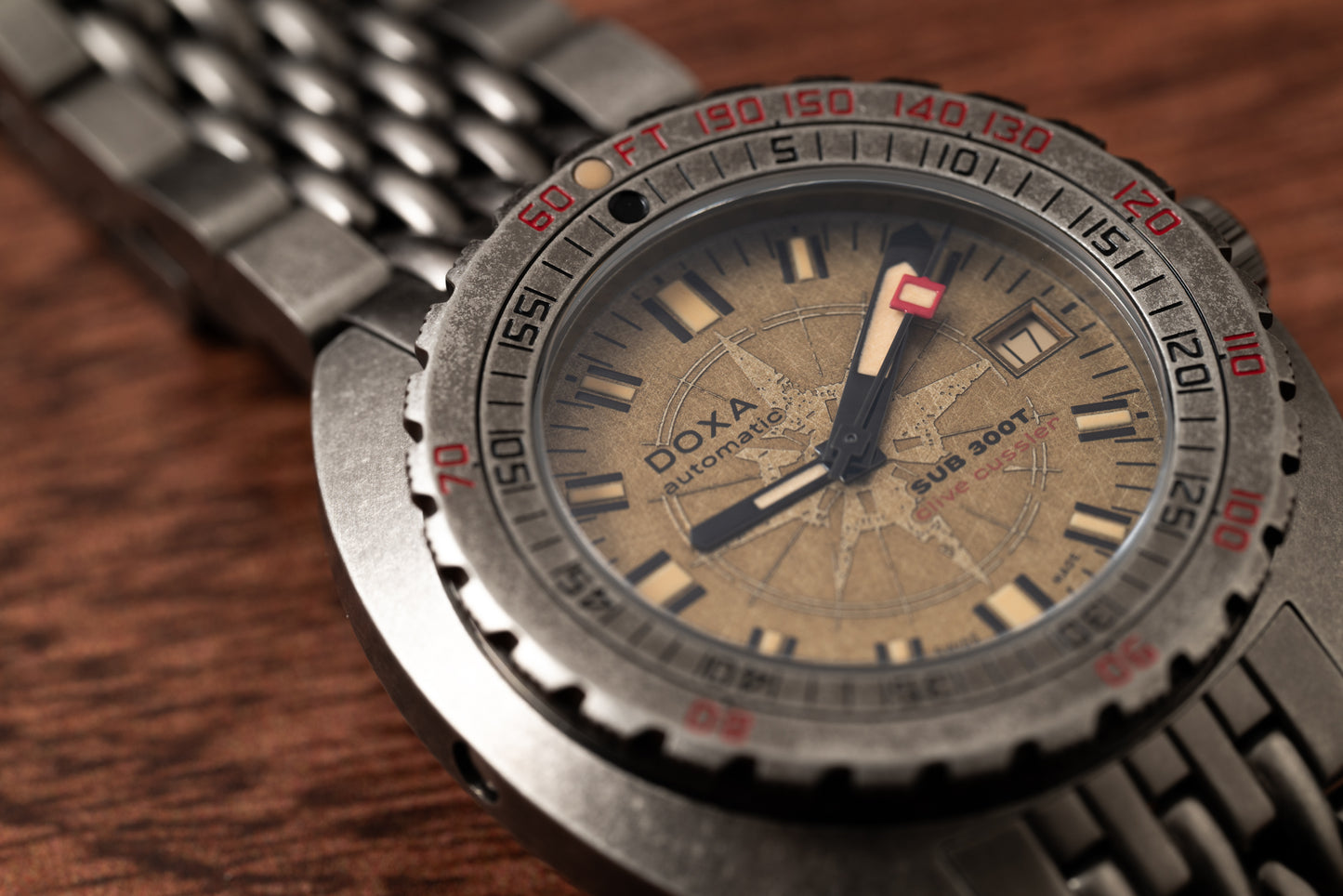 DOXA SUB 300T Clive Cussler