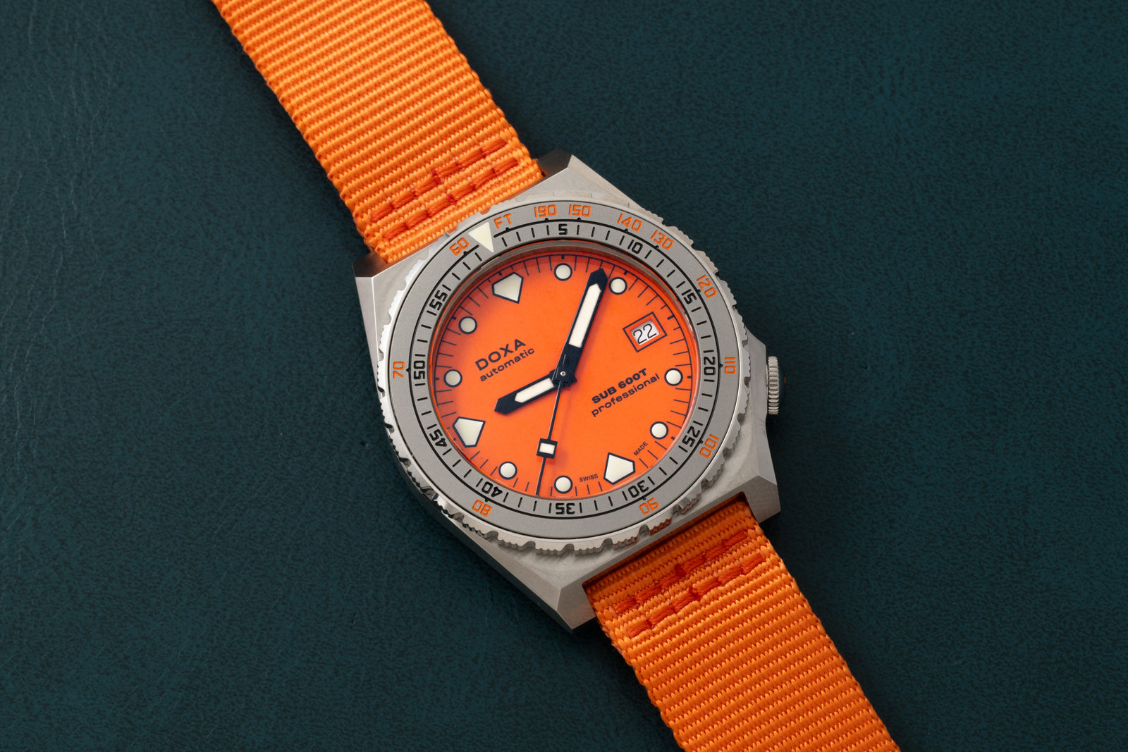 DOXA Sub 600T 'Professional'