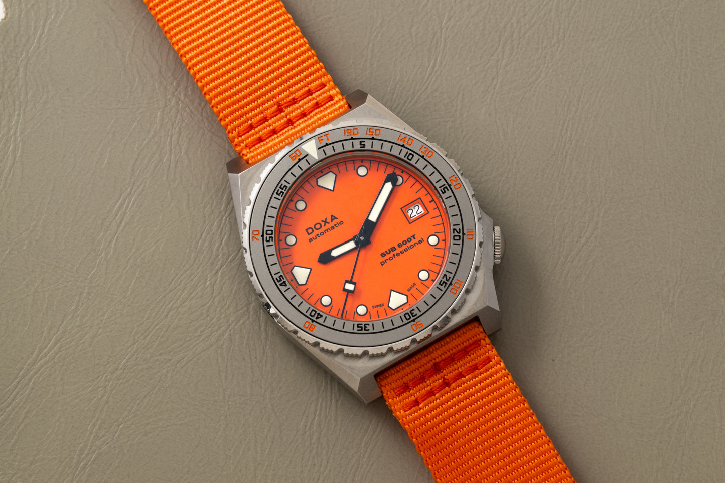 DOXA Sub 600T 'Professional'