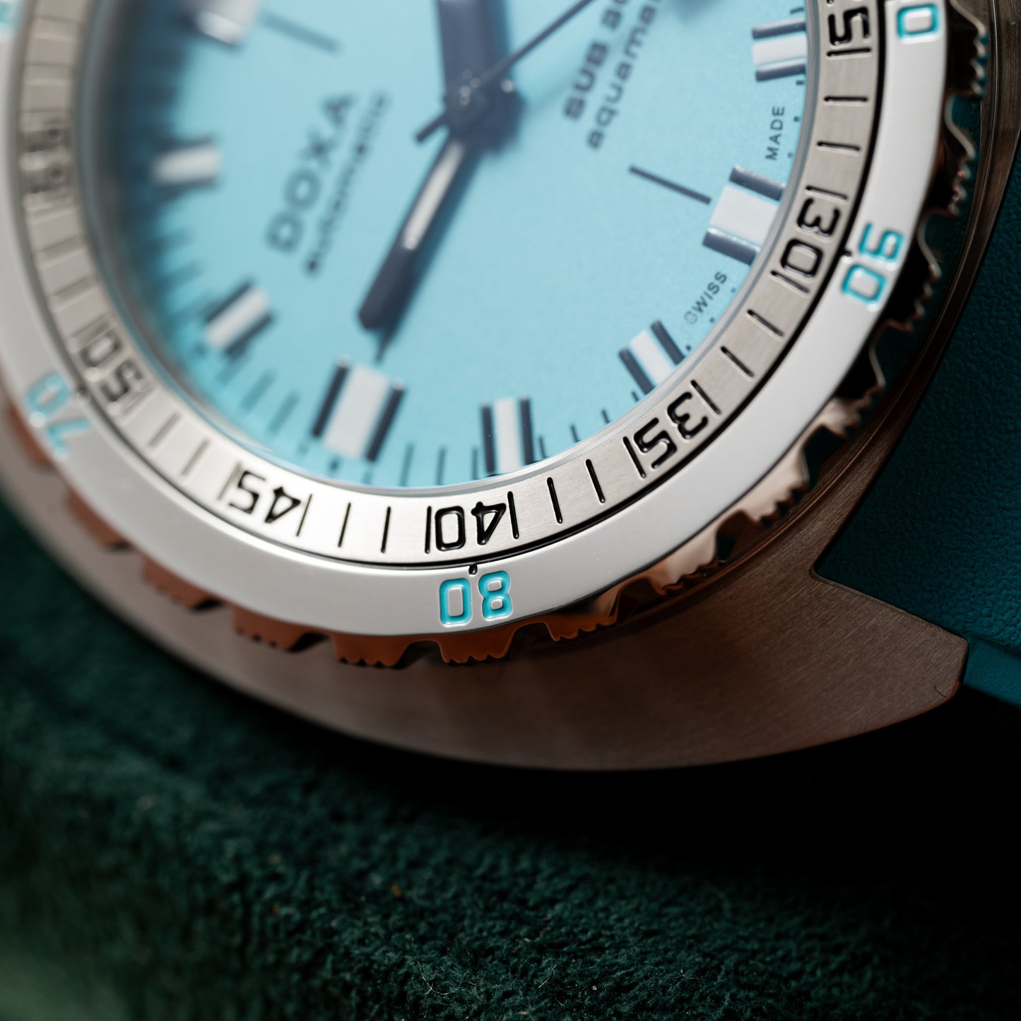 DOXA Sub 300T Aquamarine