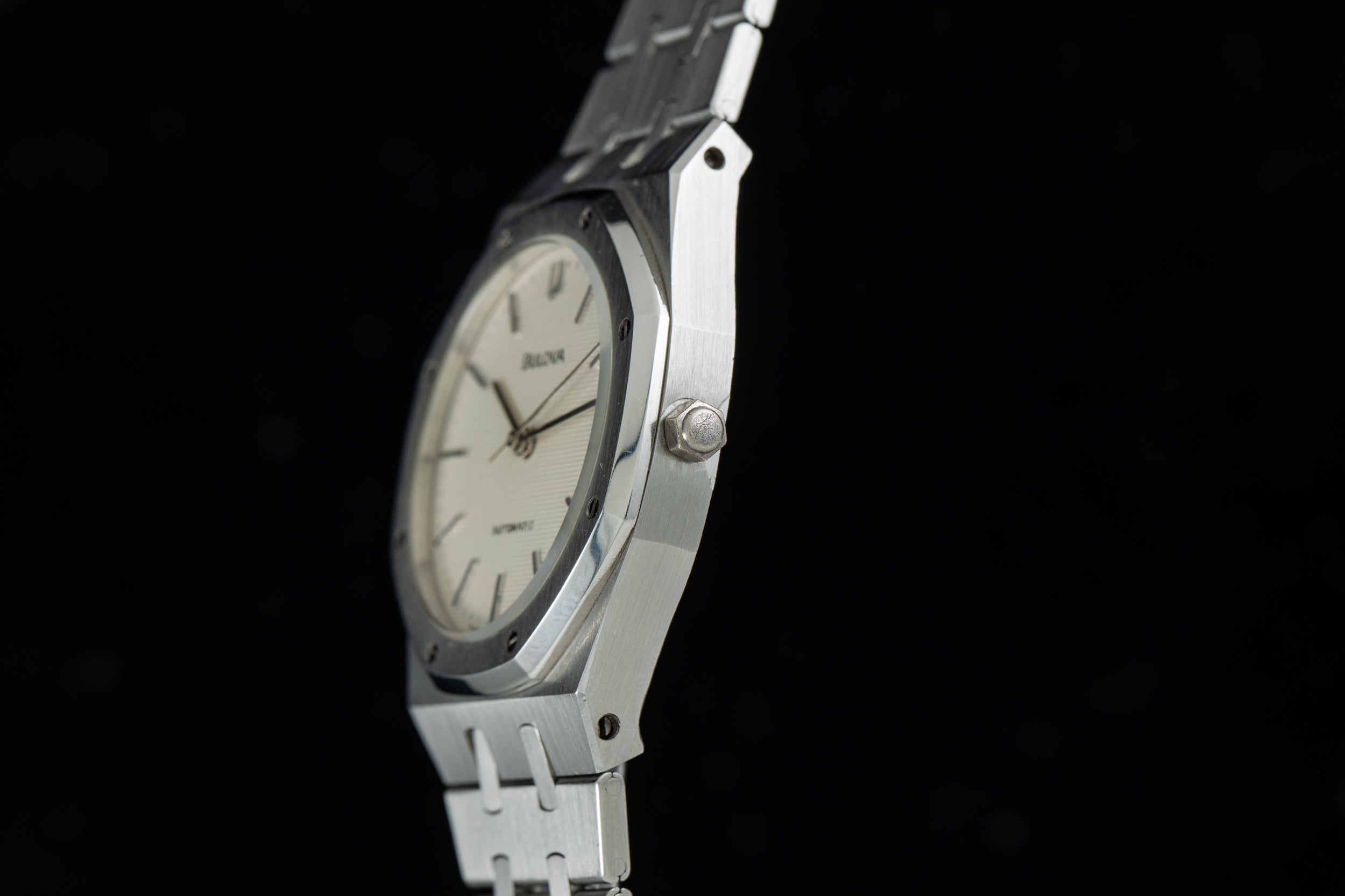 Bulova royal hot sale oak automatic