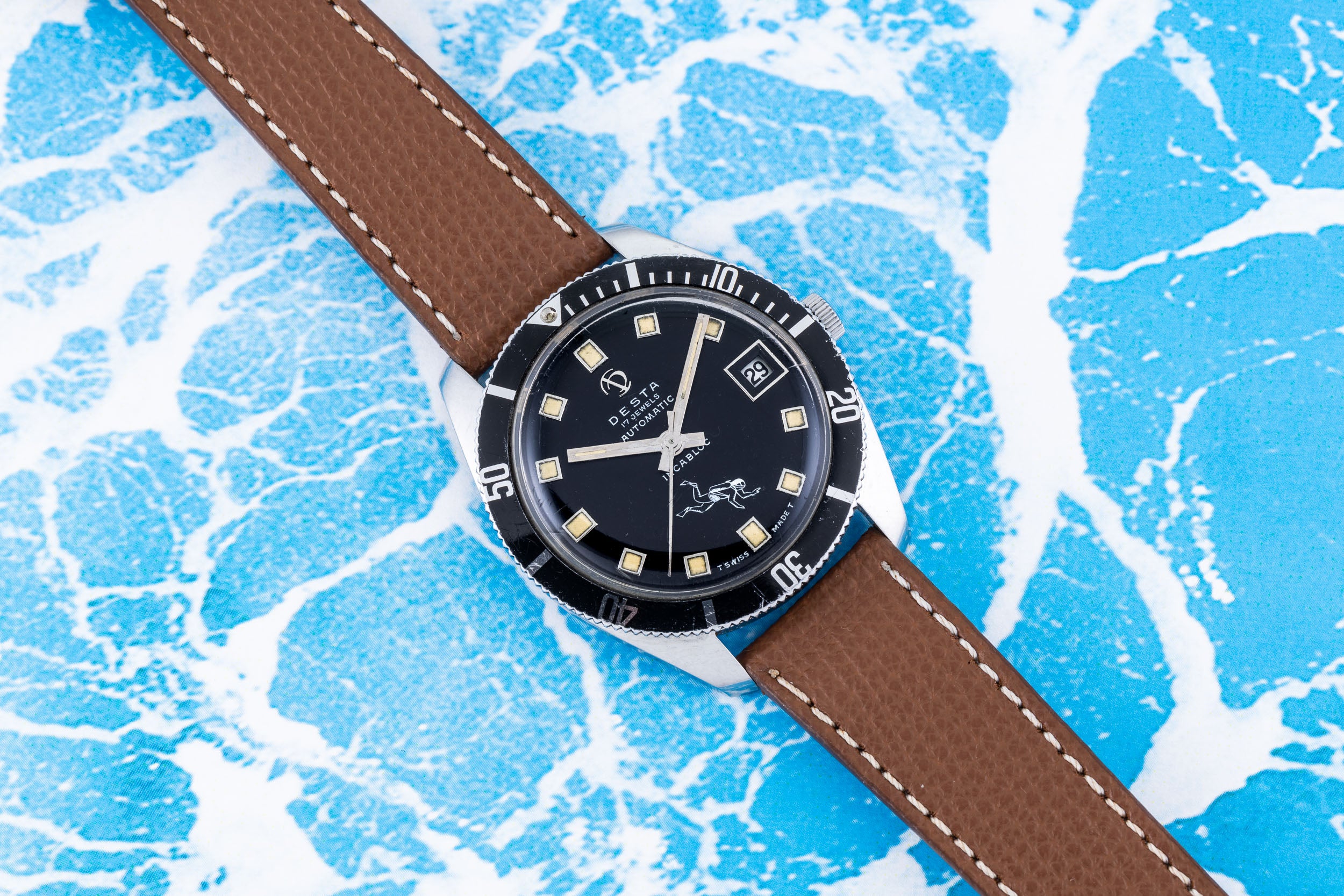 Skin diver online watch