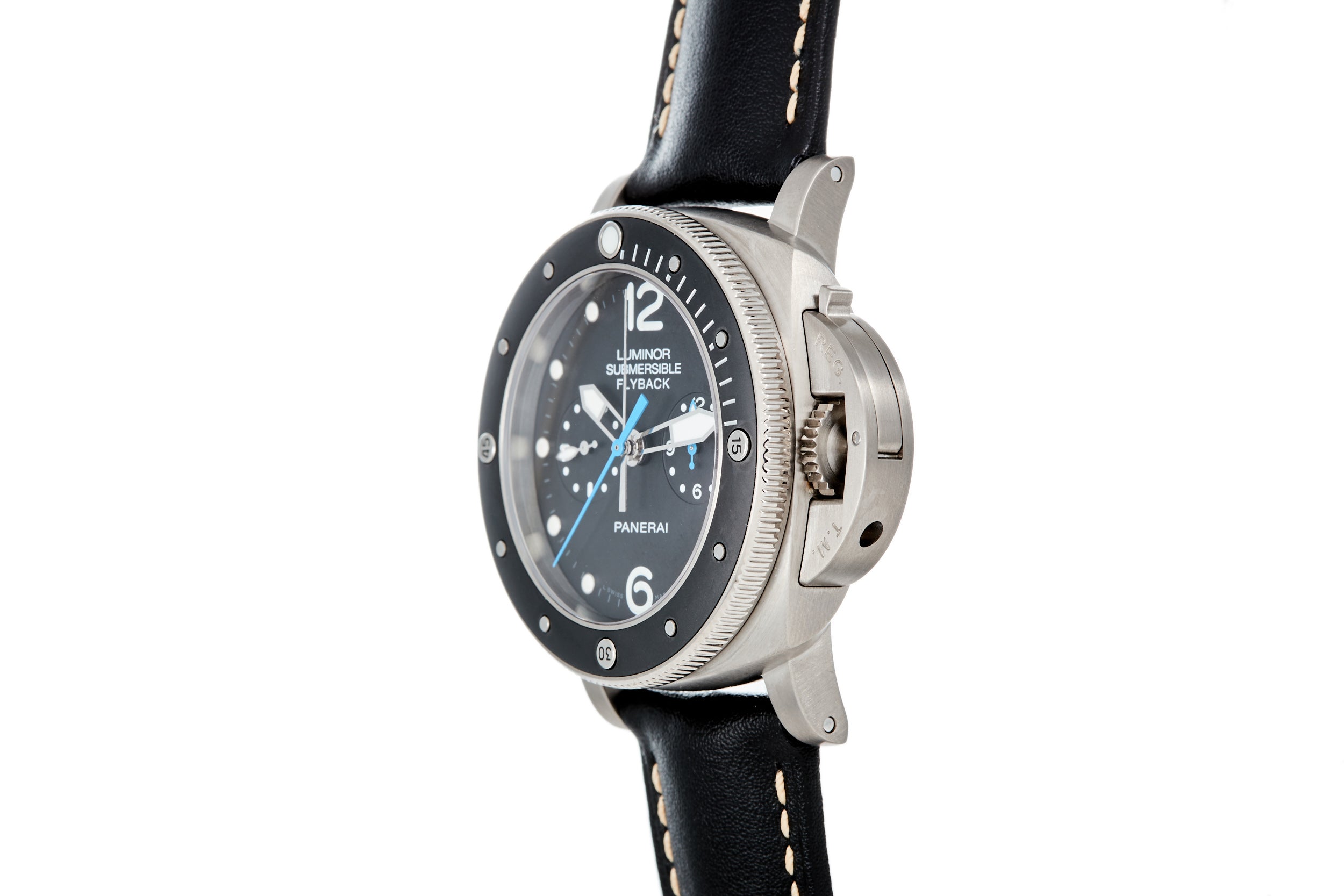 Panerai luminor hotsell submersible flyback