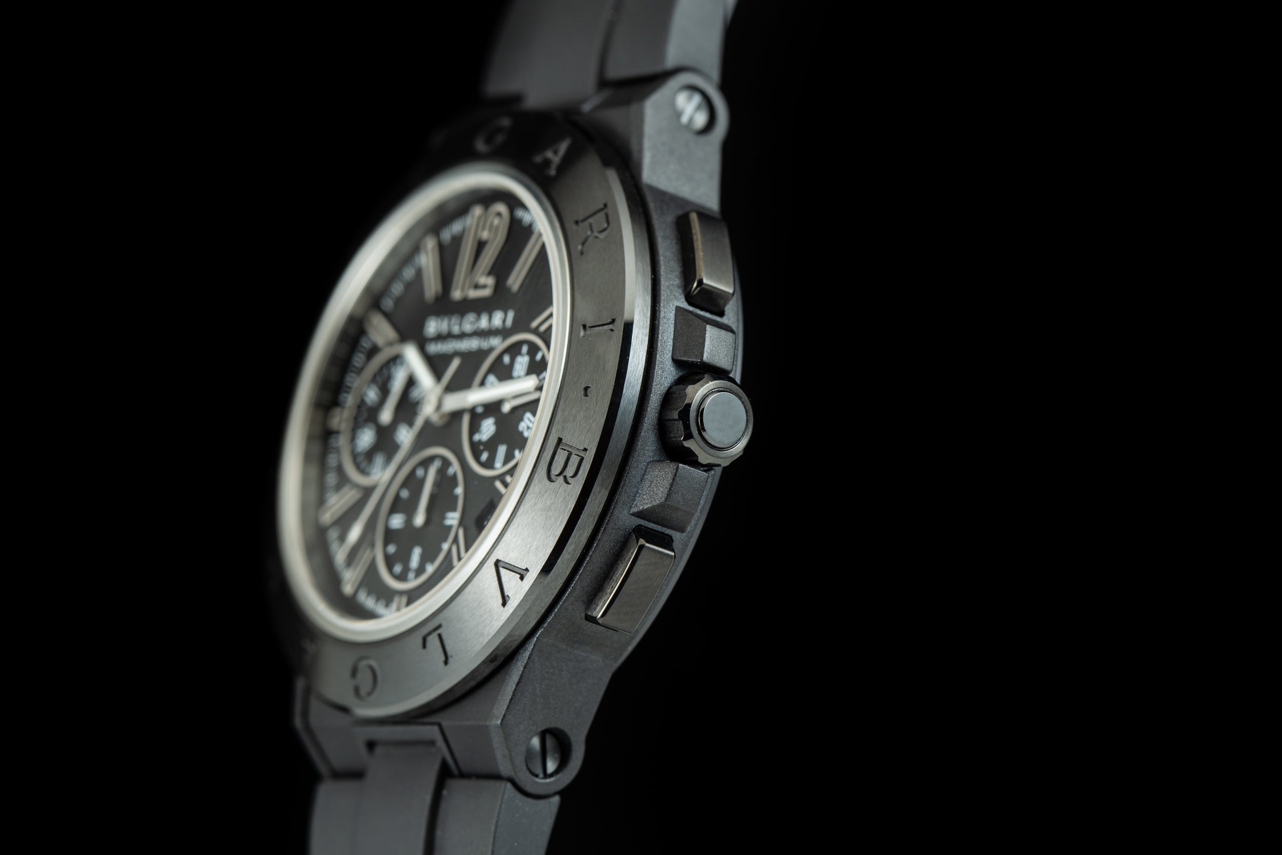 Bulgari Diagono Magnesium Chronograph – Analog:Shift