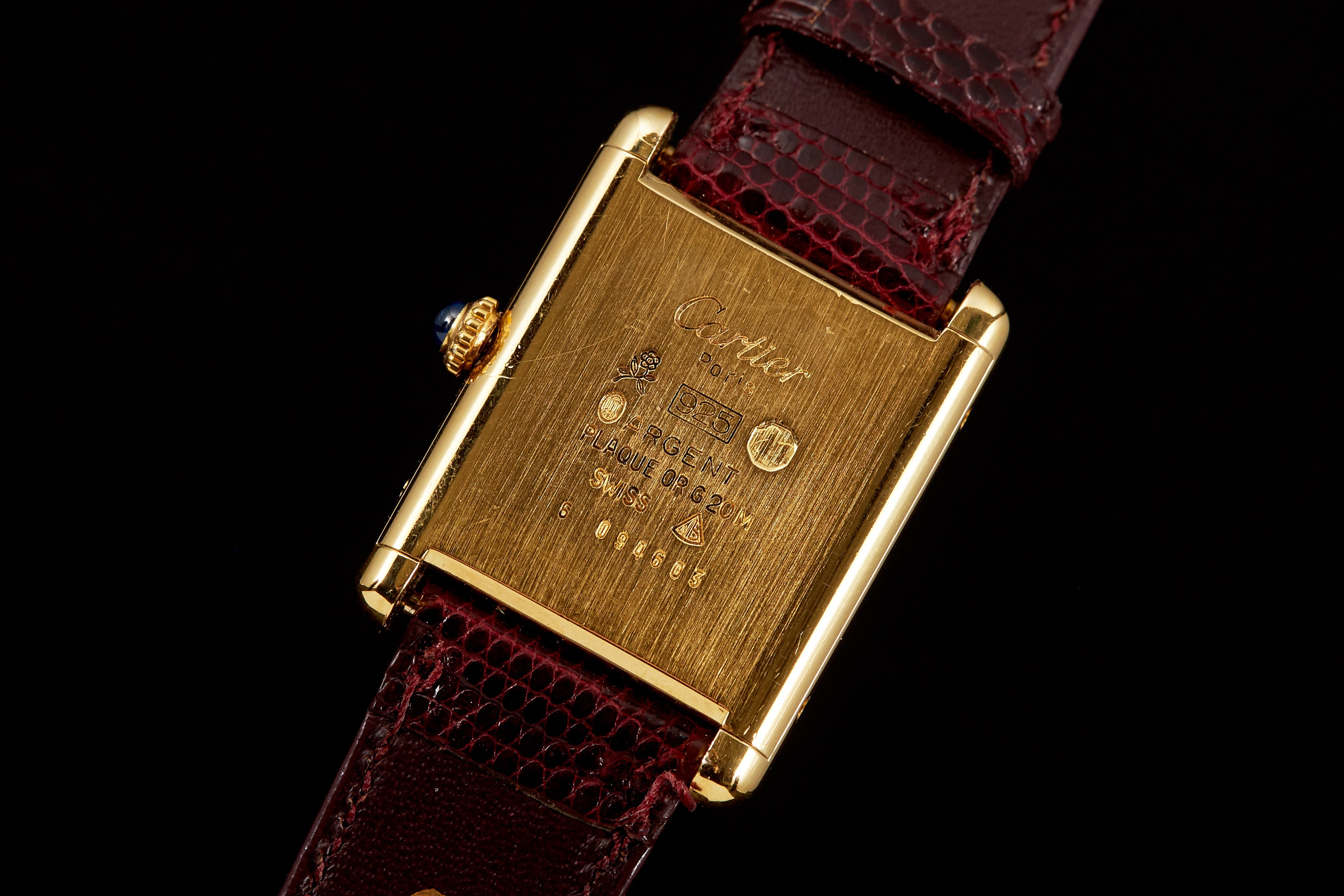 Cartier Must de Cartier Tank Red Dial Analog Shift