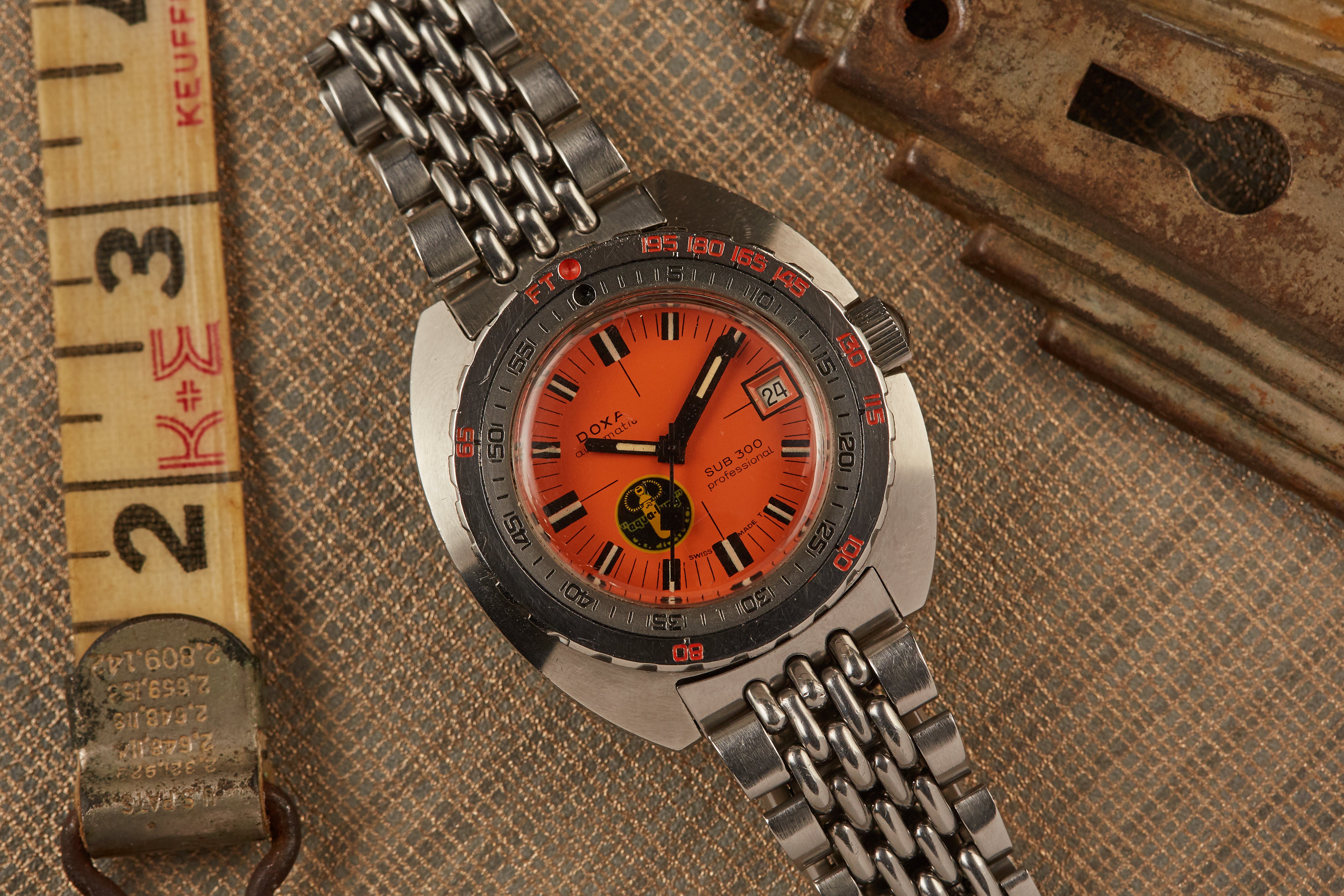 Doxa sub 300 hot sale black lung