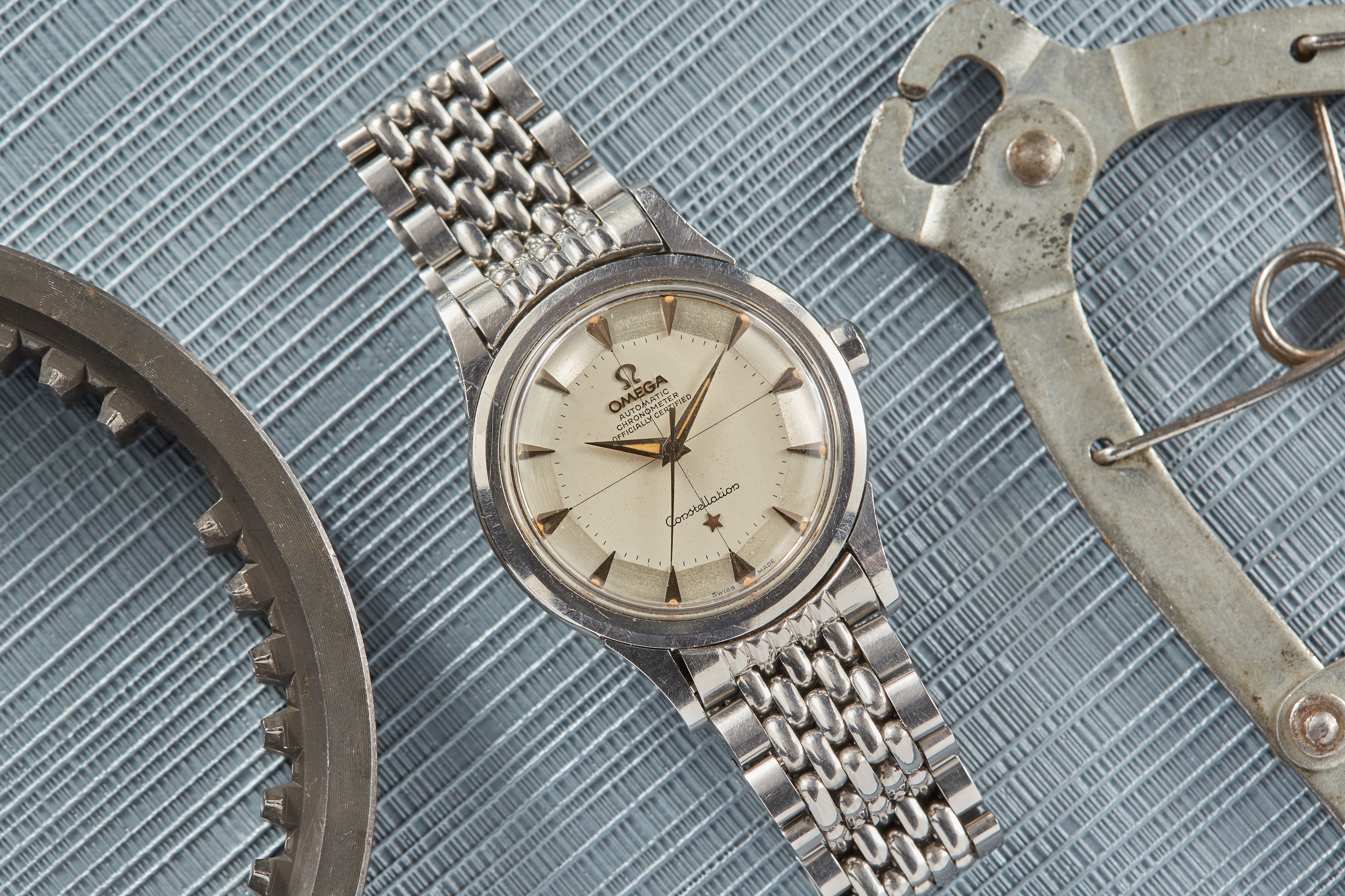 Omega hotsell constellation deville