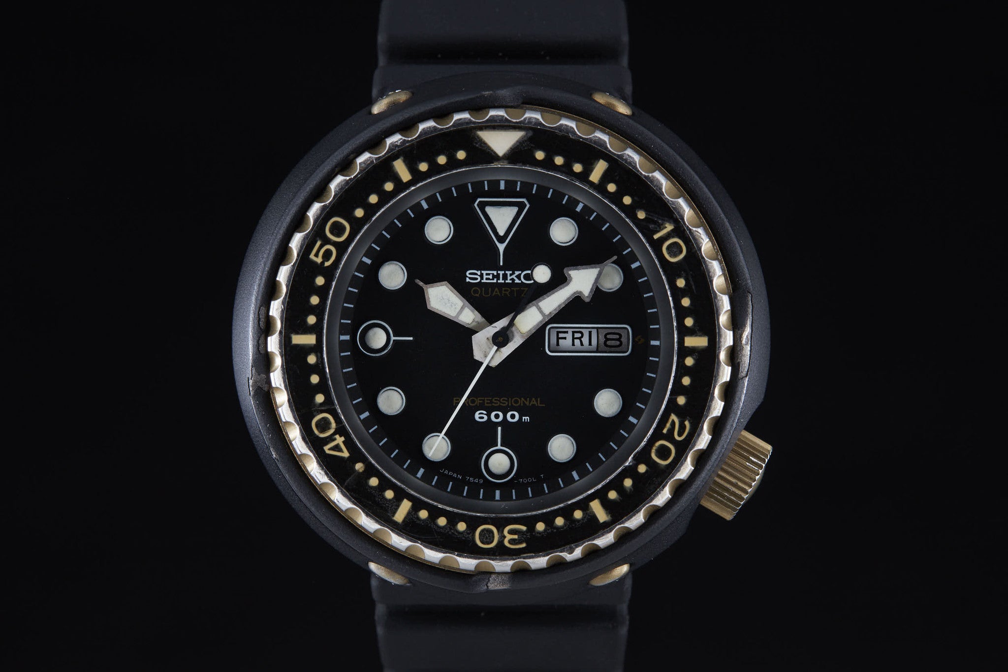 Seiko tuna outlet black gold