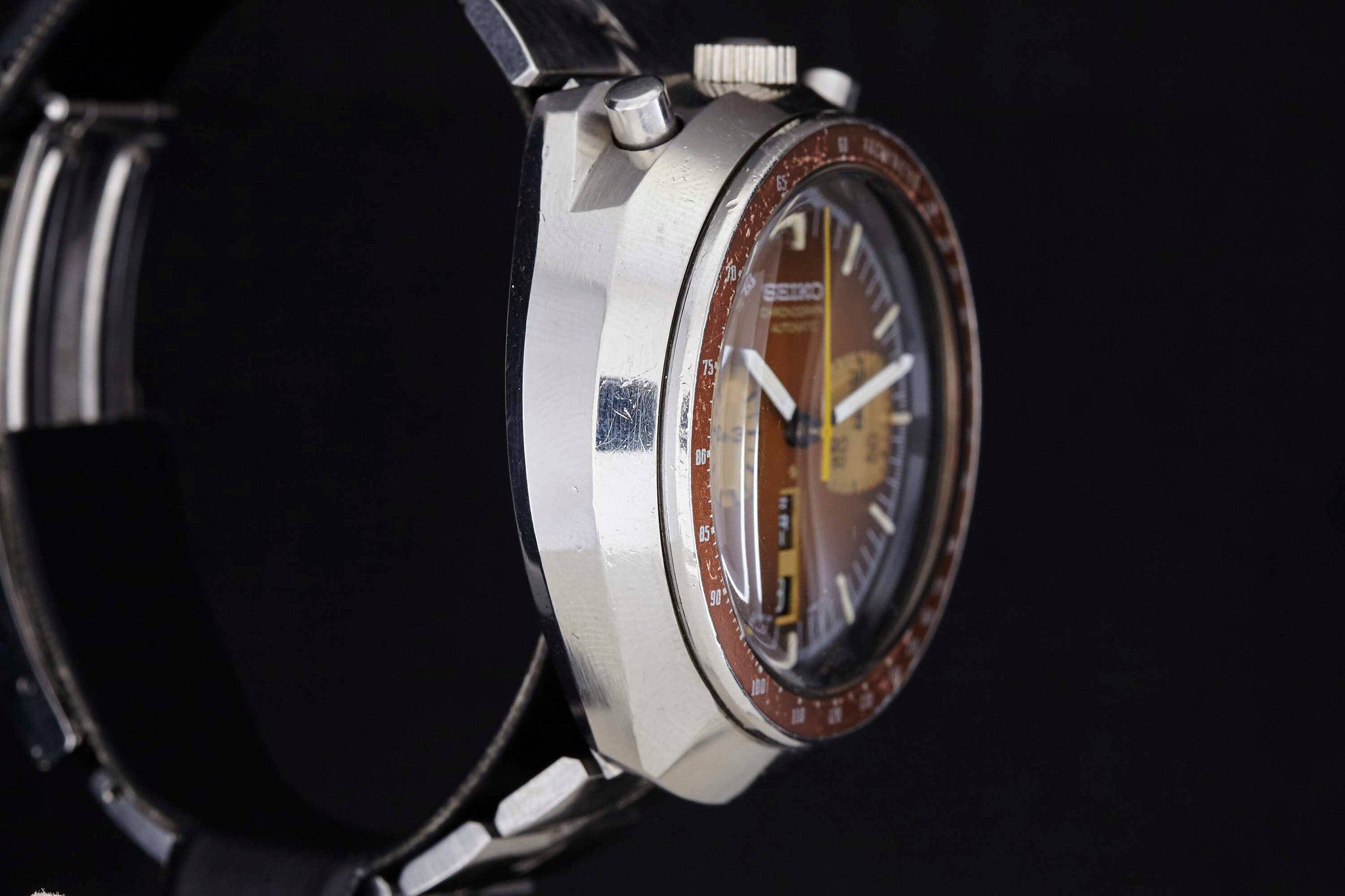 An impossible dream? Would you buy a bullhead watch styled similar to a 70s  reissue? : r/ChineseWatches