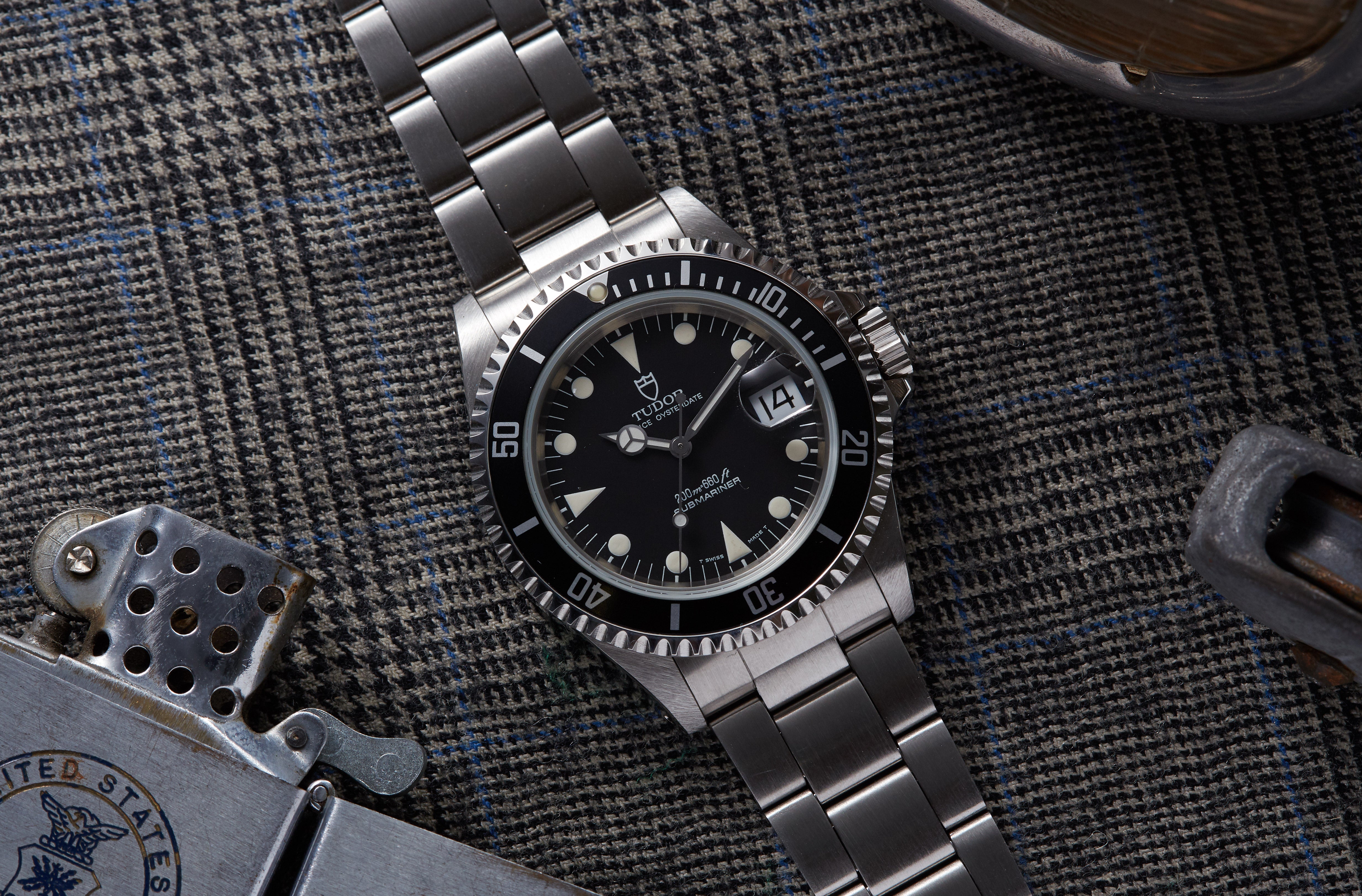 Tudor Submariner Analog Shift