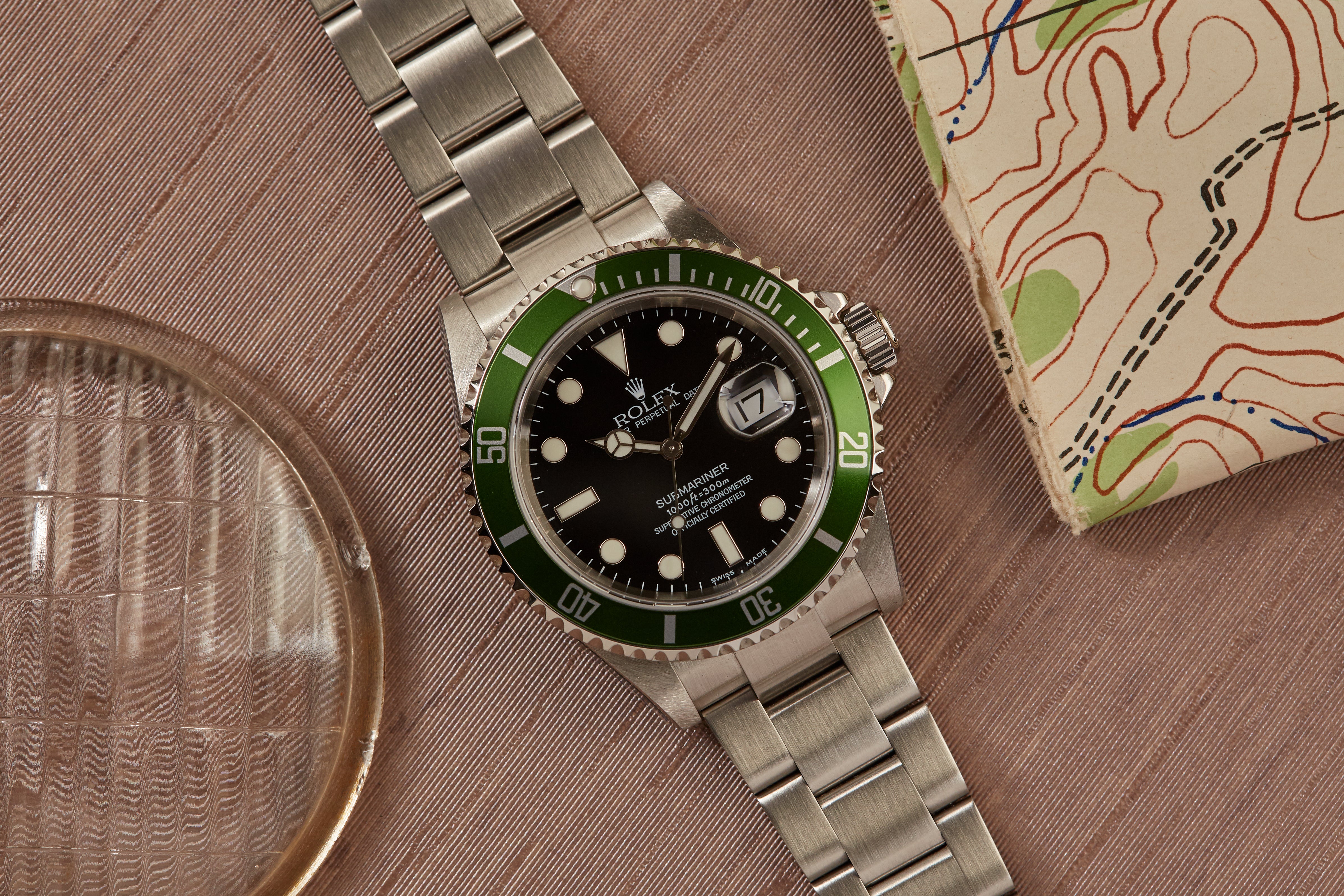 The Rolex Submariner 16610 LV. Are there any homage versions? : r/Watches